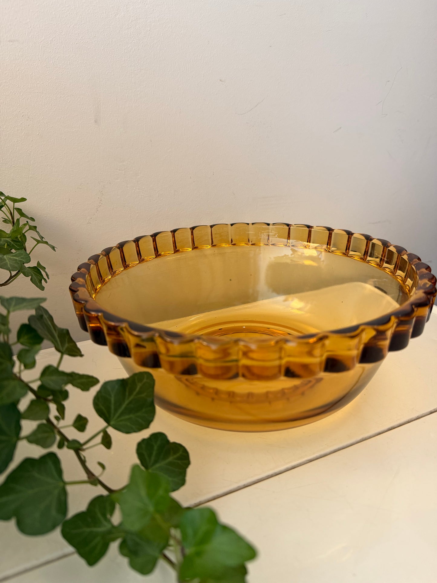 Persglazen schaal amber/gele kleur