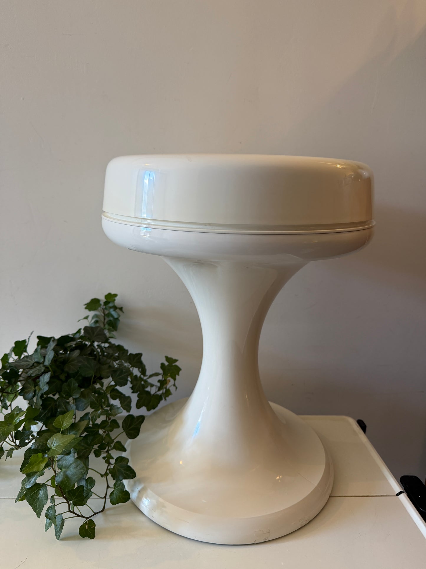 EMSA Tulip kruk met opbergruimte