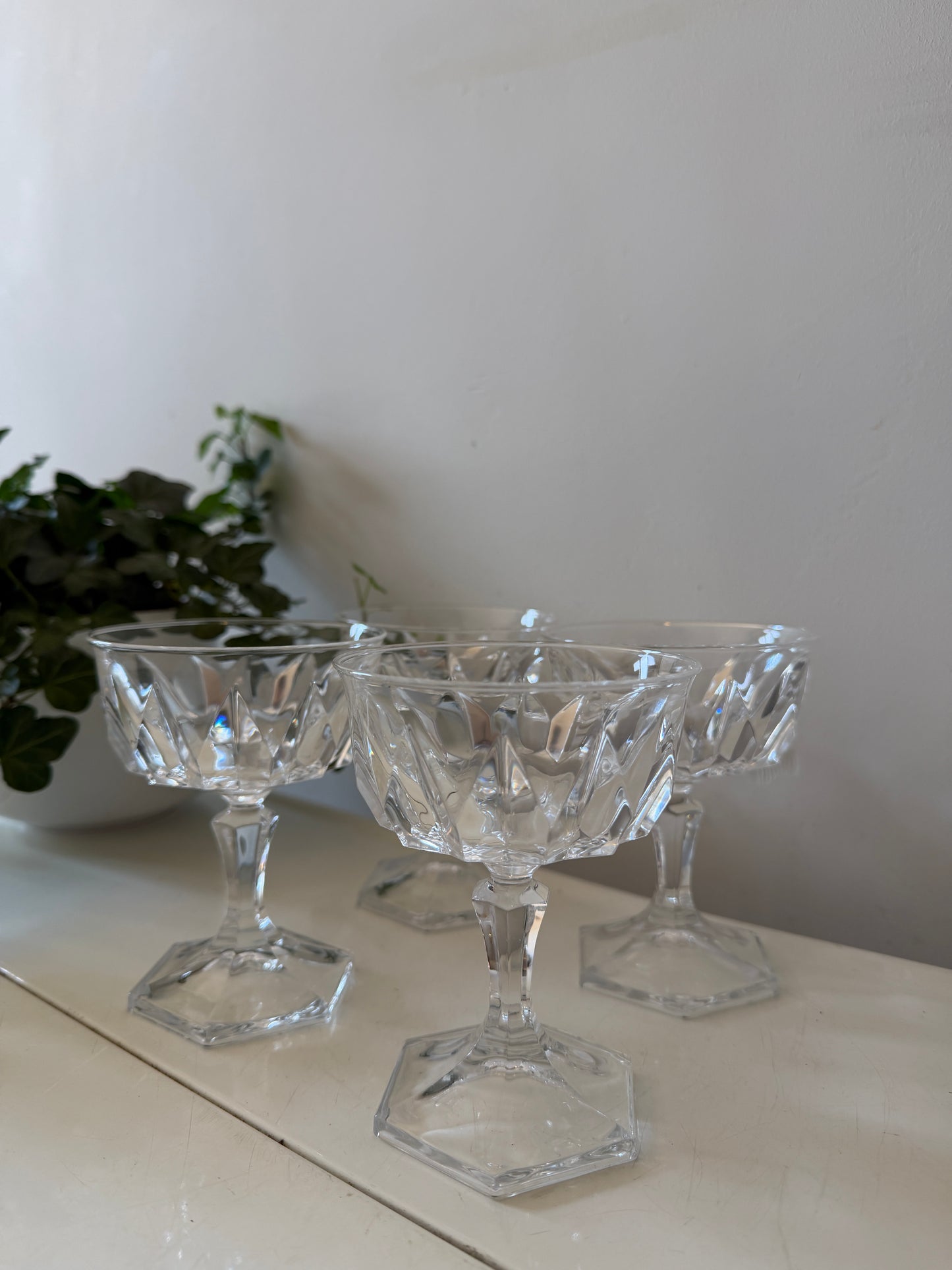 Set van 4 kristallen coupe glazen