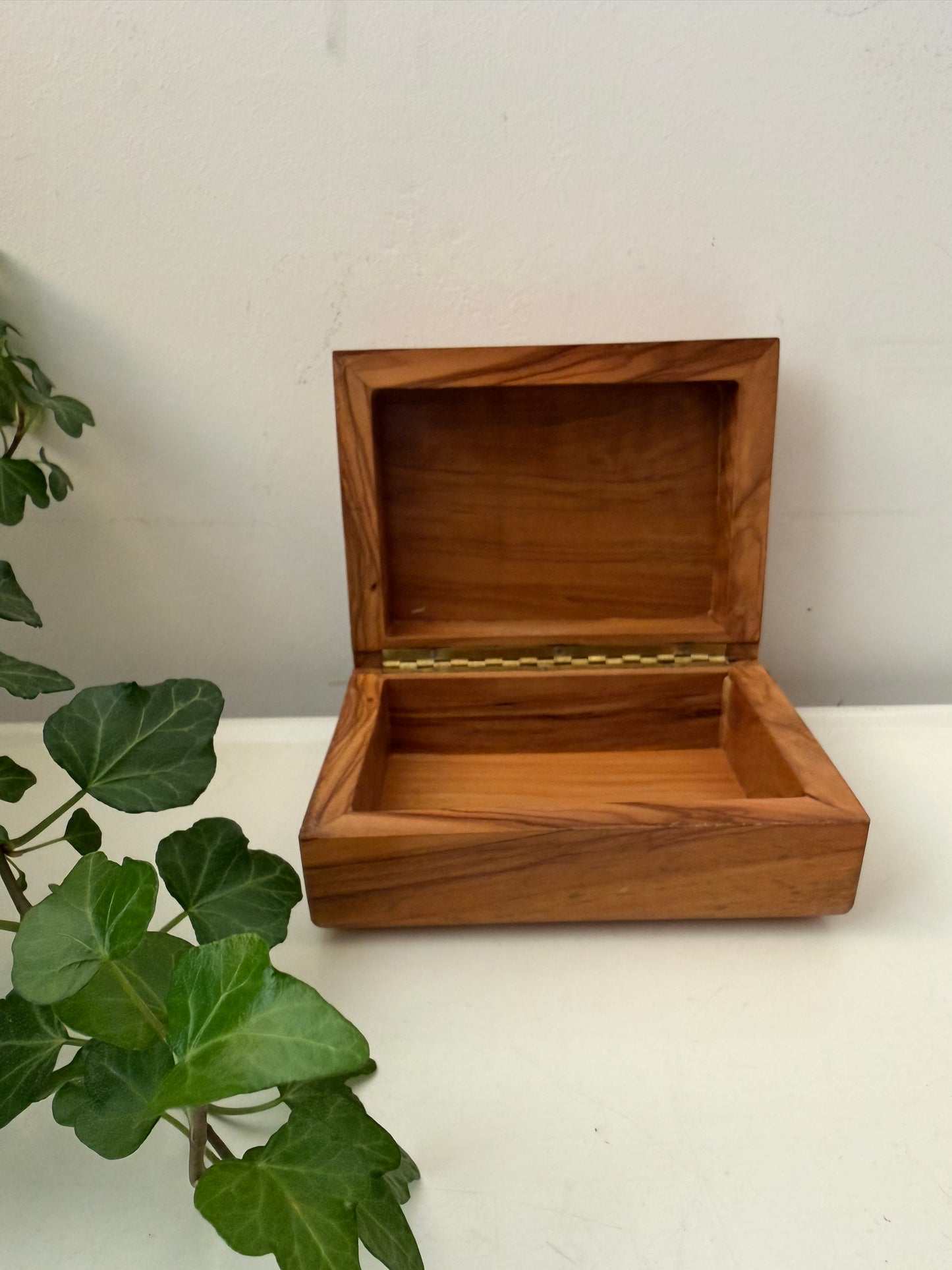 Houten bewaardoosje