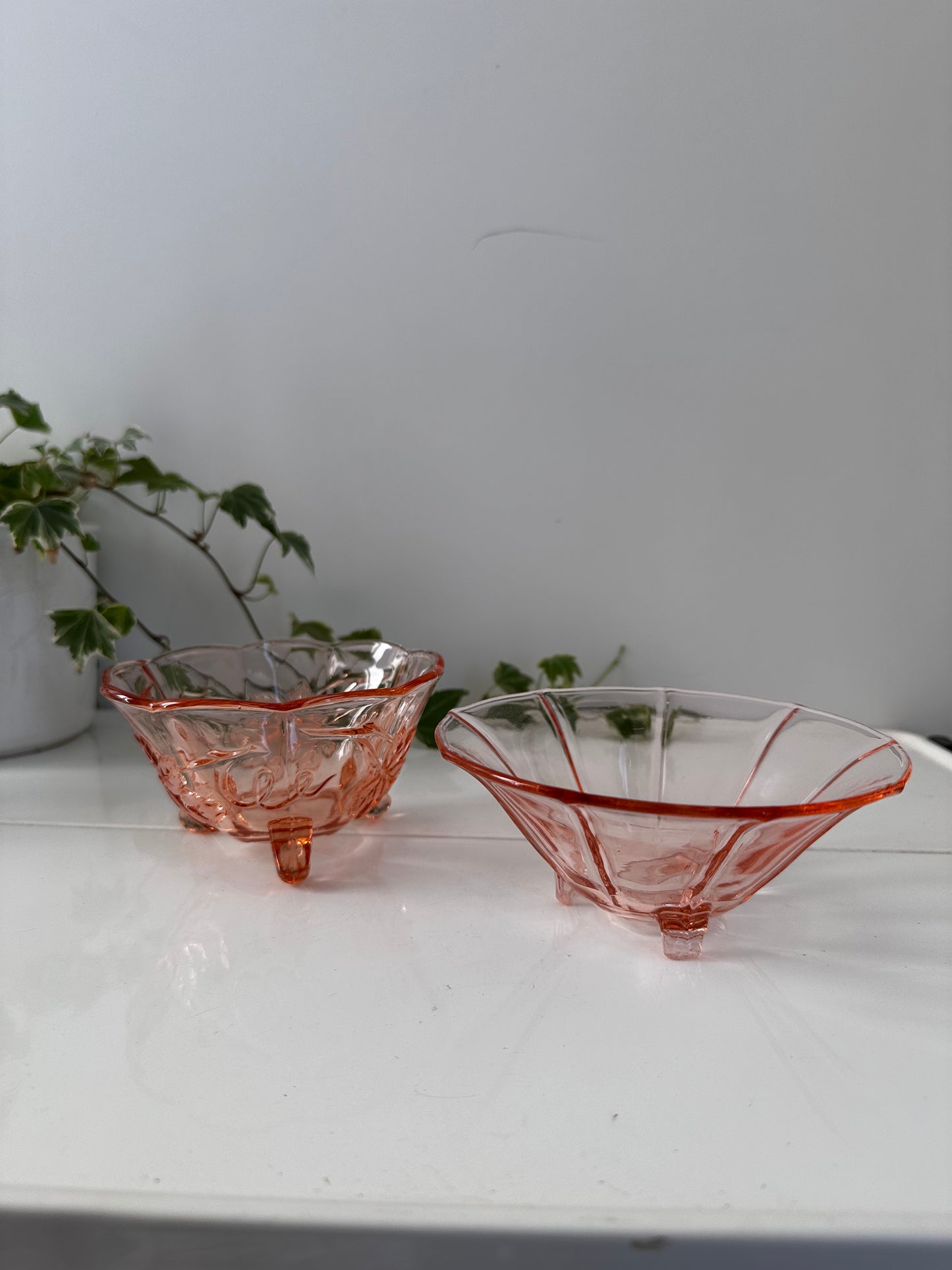 Art Deco schaaltjes roze persglas