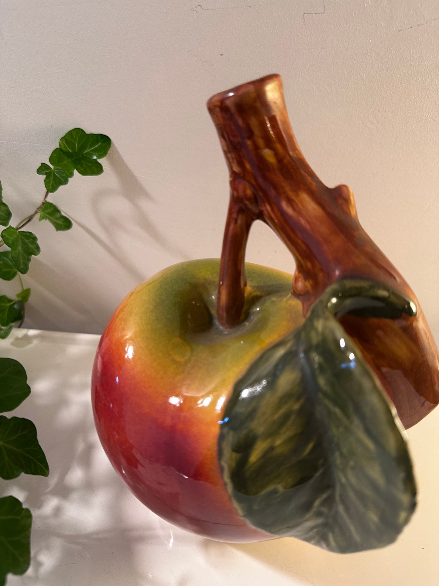 Keramieken vintage kan / vaas vorm appel