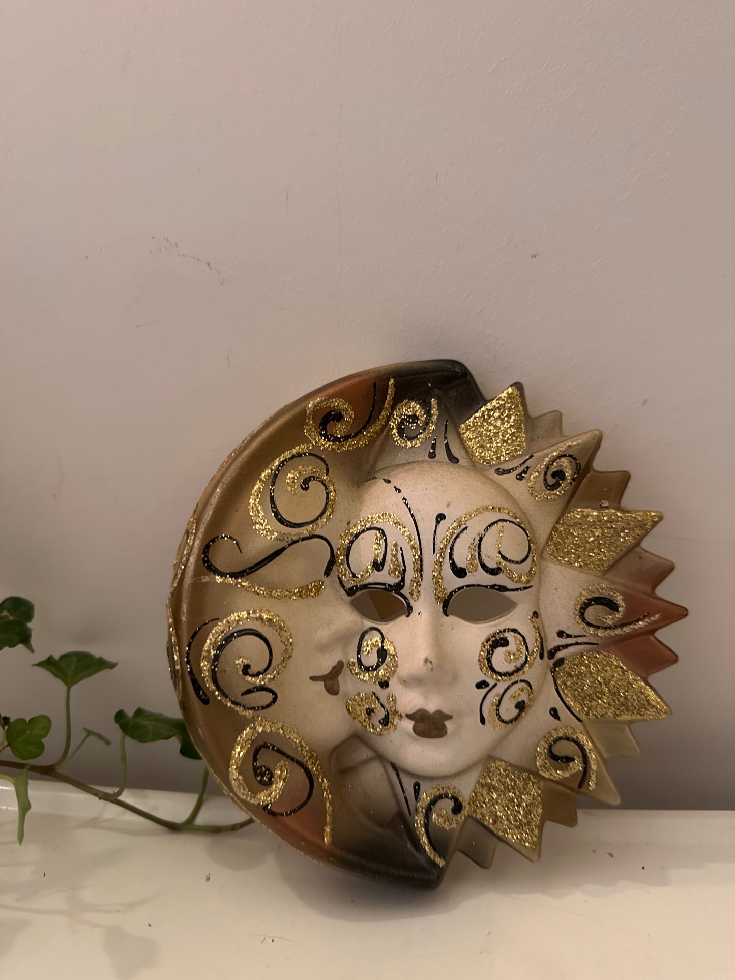 Venetiaans wandmasker zon en maan