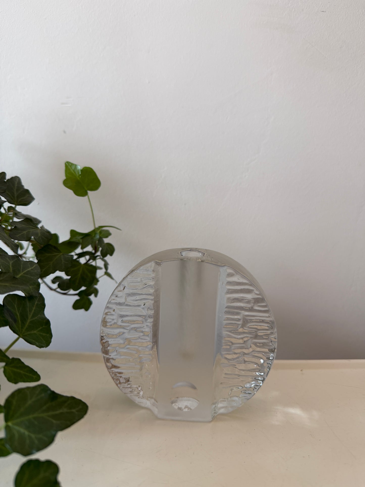 Dik glazen solifleur vaasje