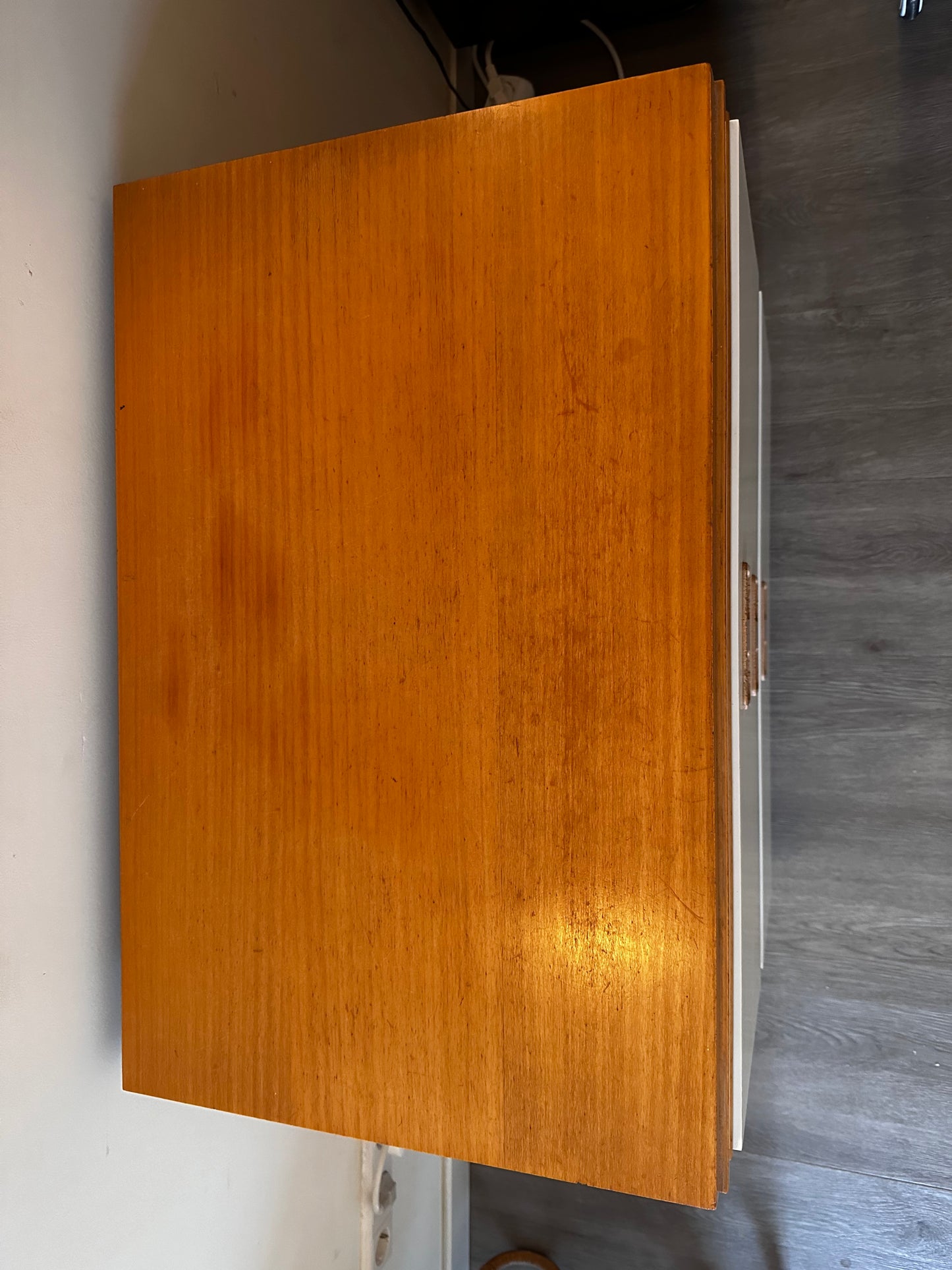 Deens design ladekastje