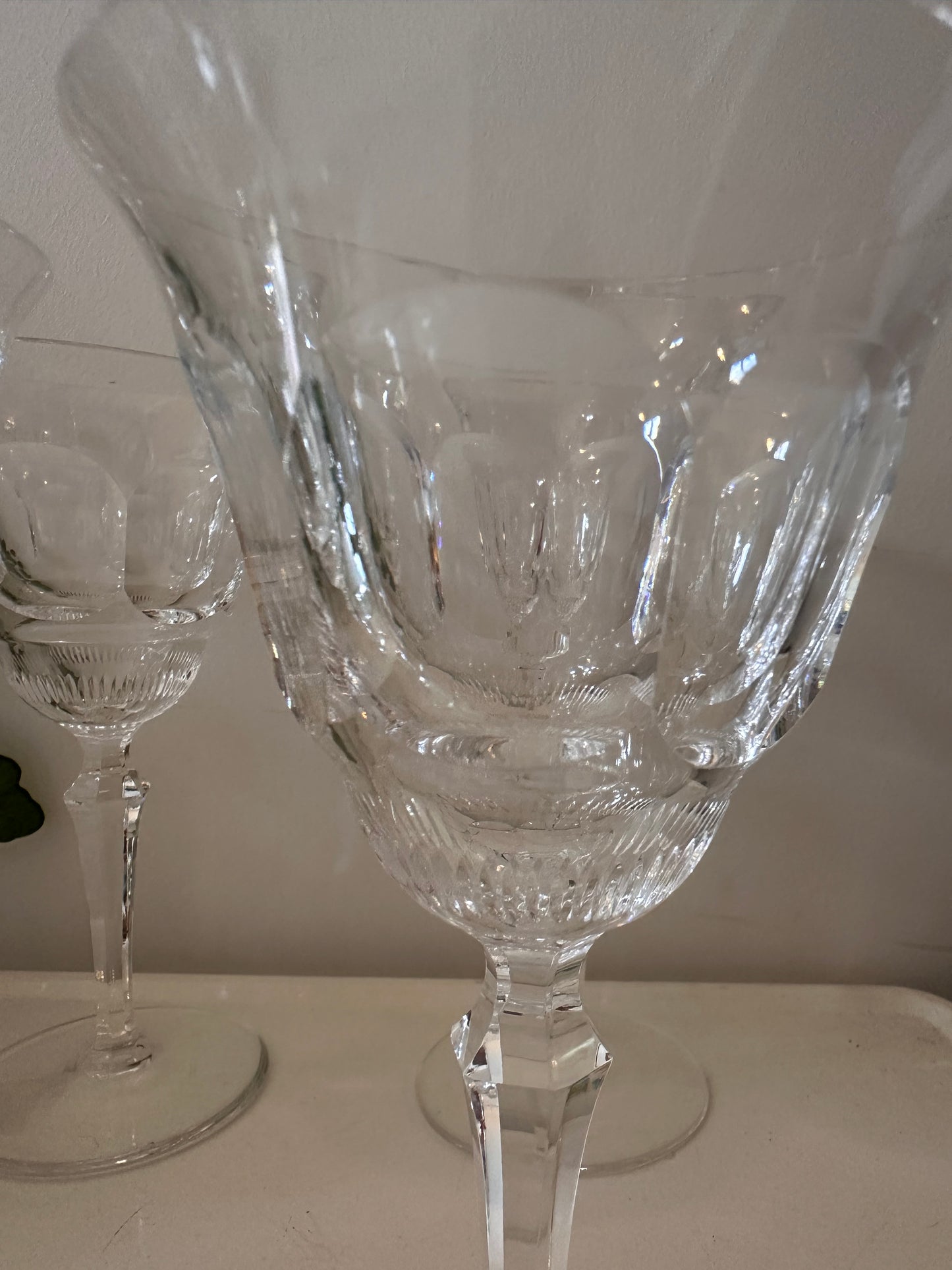 Set van 6 kristallen wijnglazen