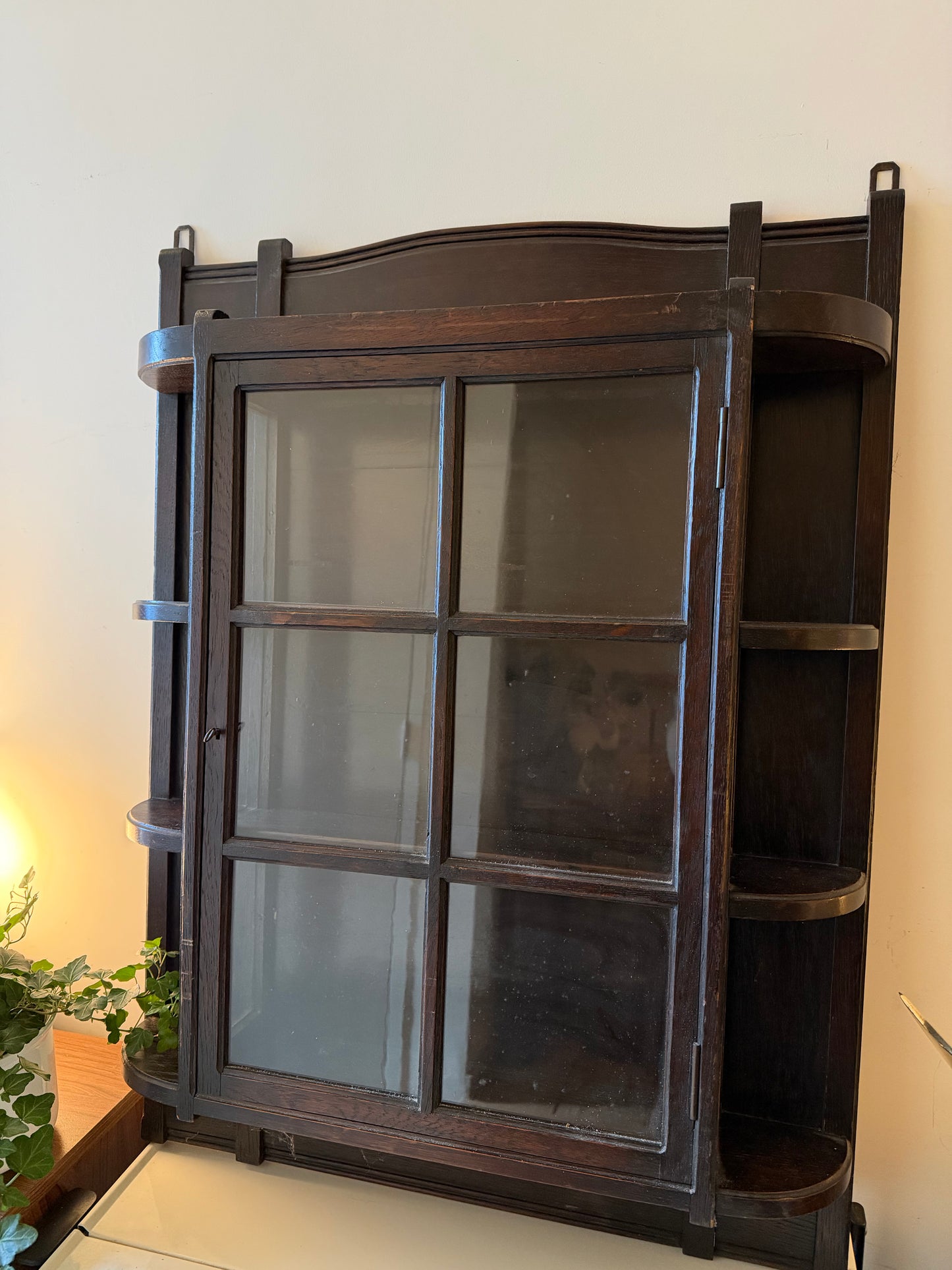 Wand vitrine kast vintage