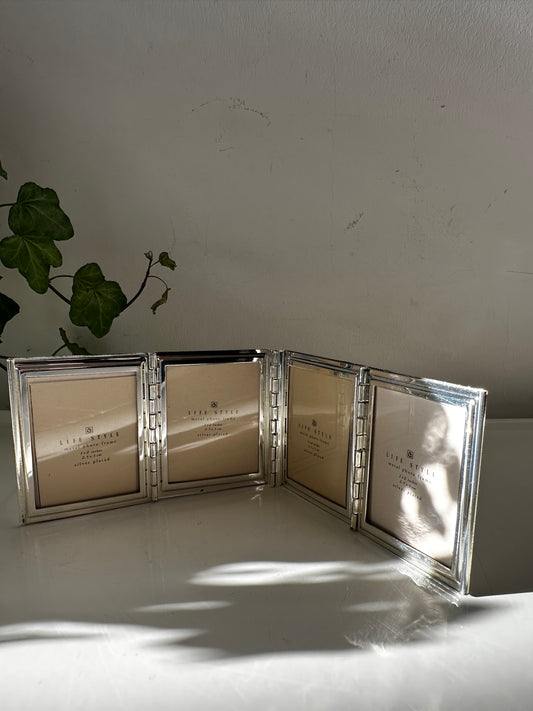 Verzilverd 4-luik fotolijstje