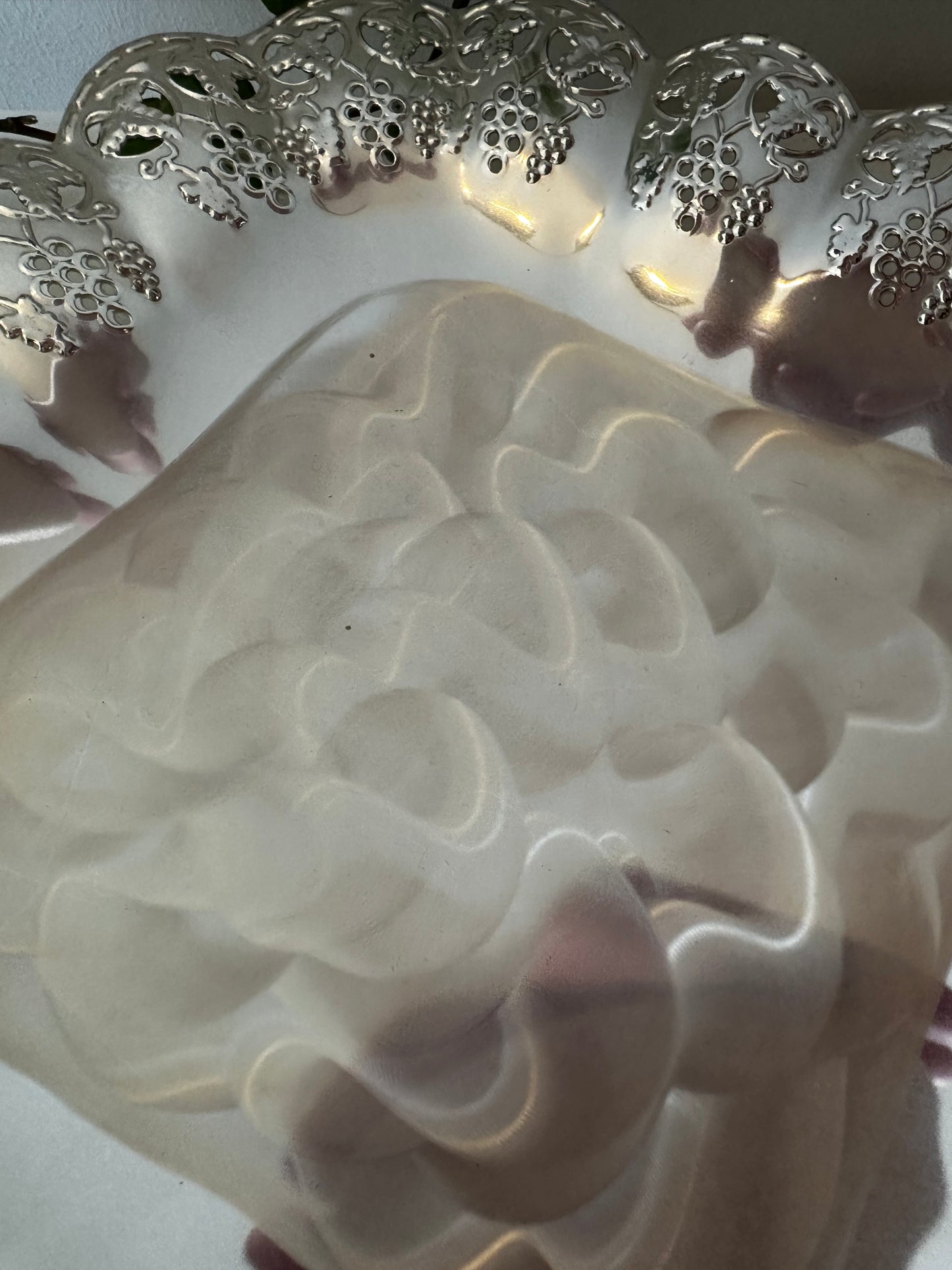 Zilverkleurige schaal