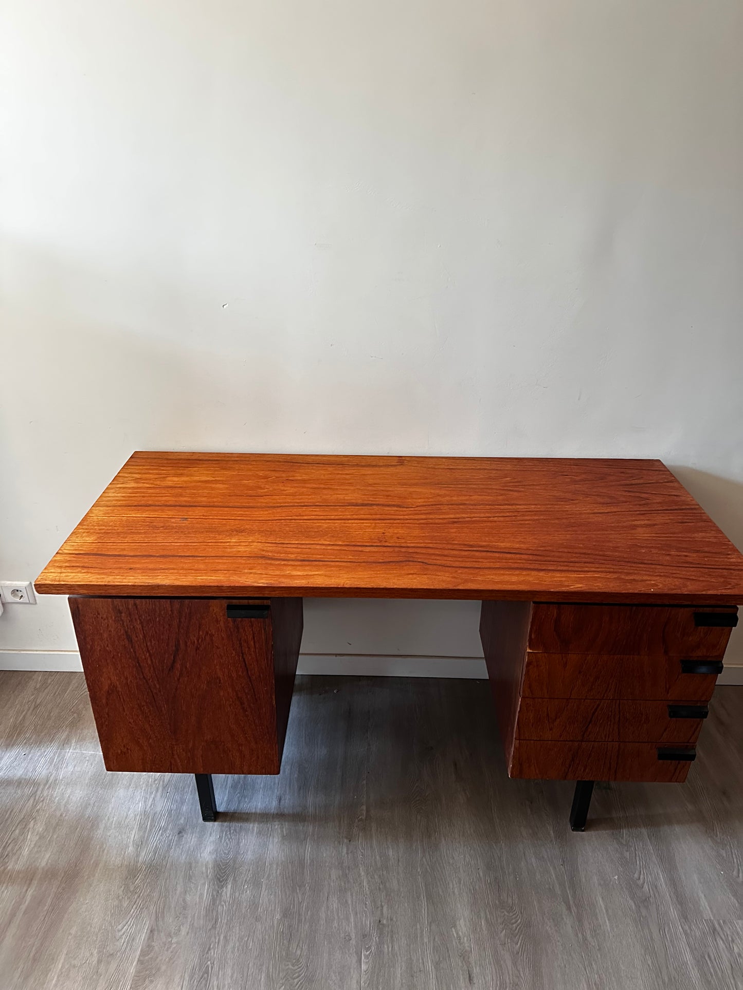 Jaren 60 vintage bureau