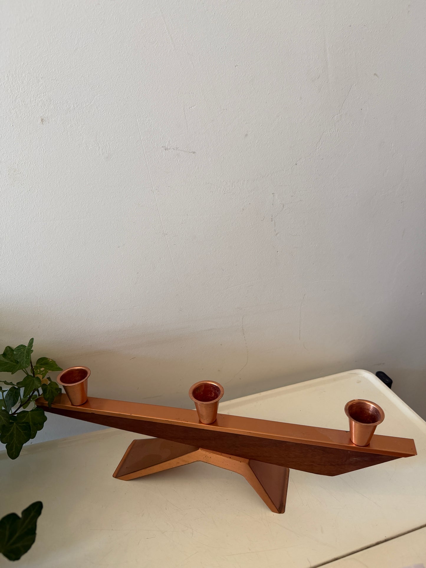 Mid Century teak houten kandelaar