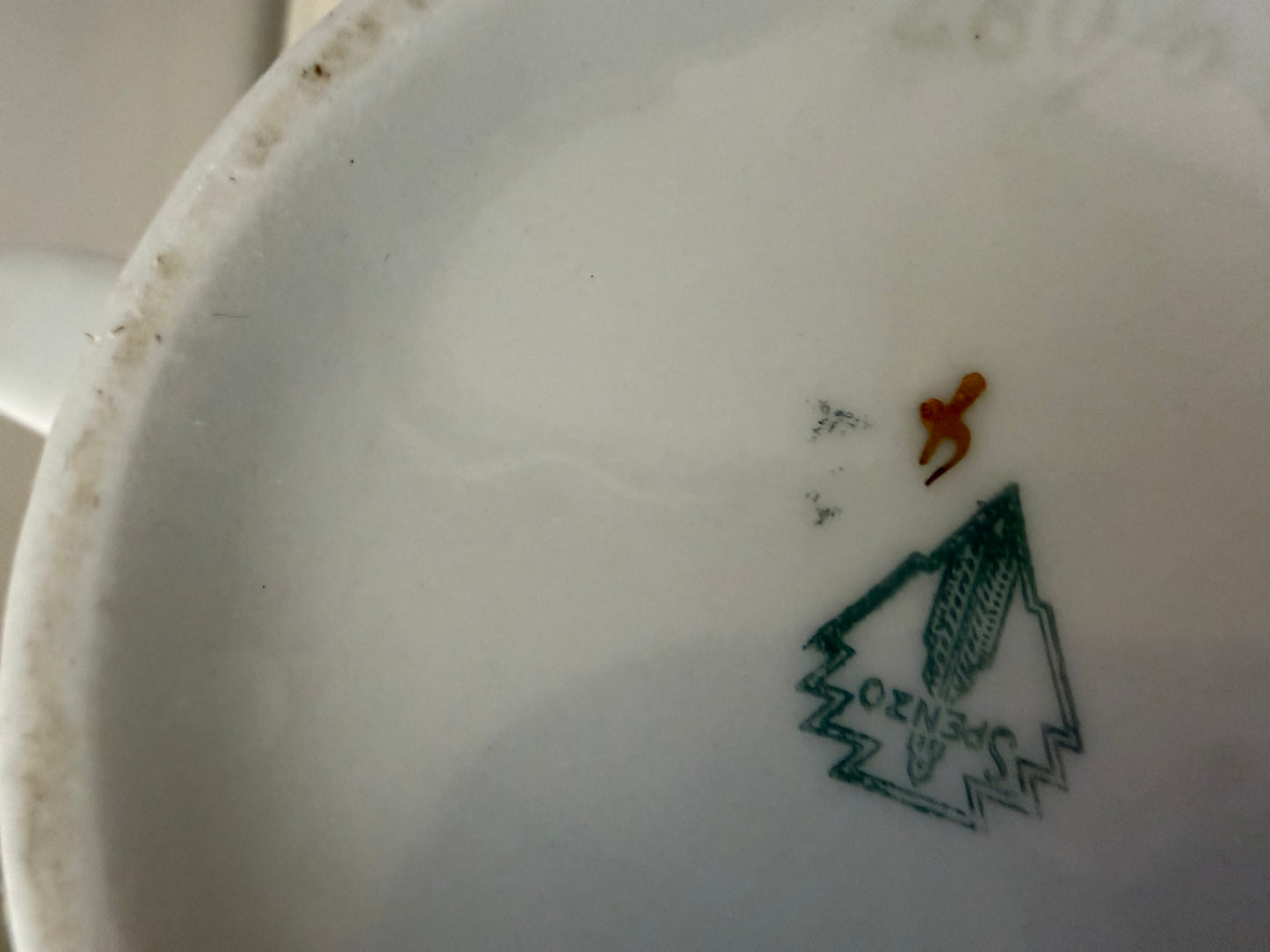 Porseleinen theepot koffiekan