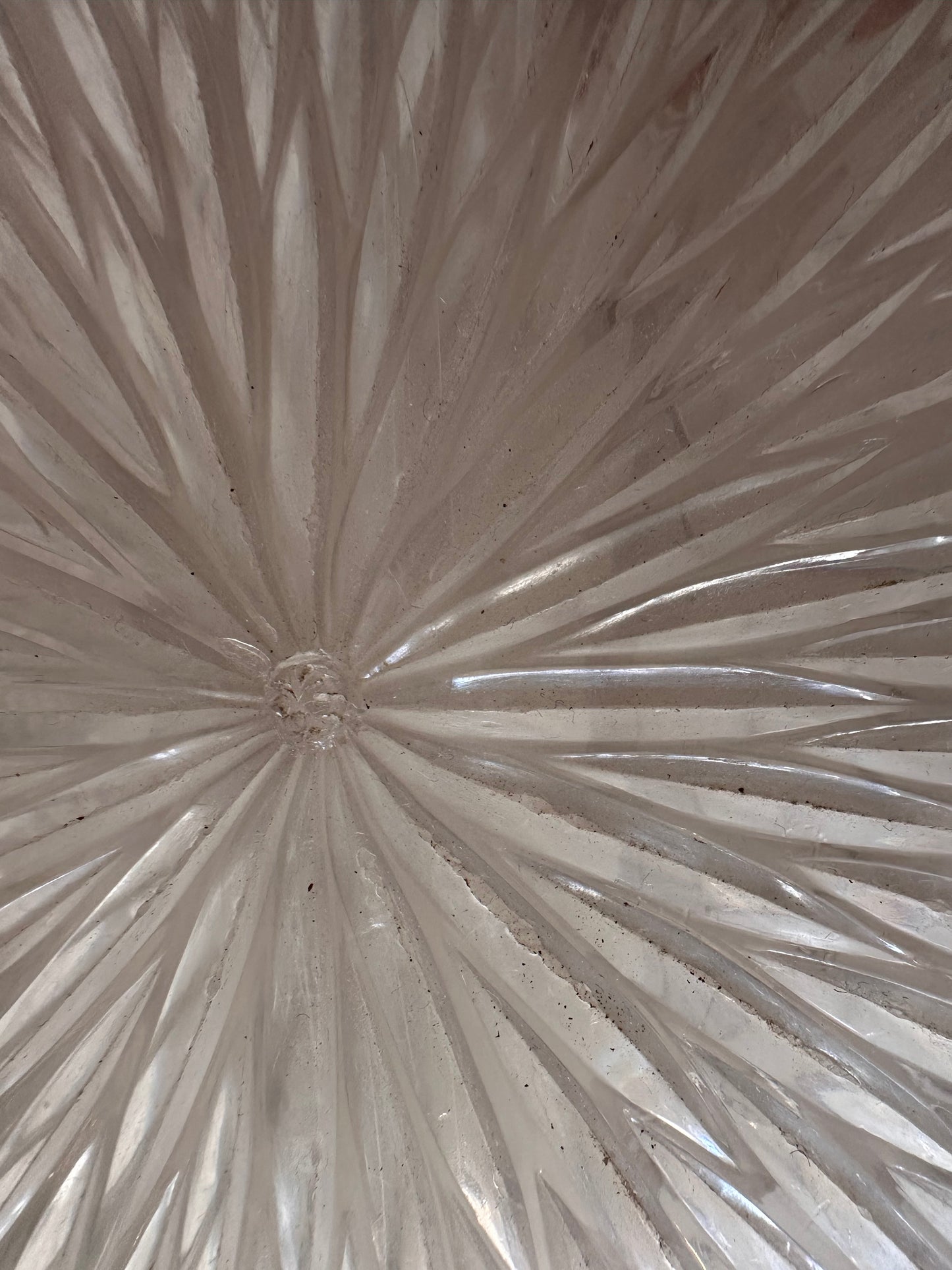 Kunststof bewaardoos met reliëf patroon