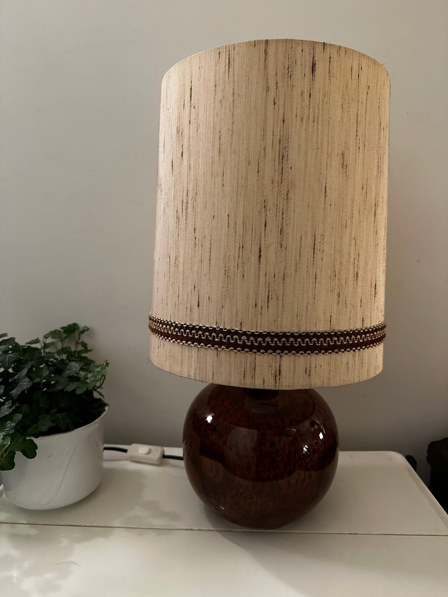 Onwijs gave jaren 70 tafellamp