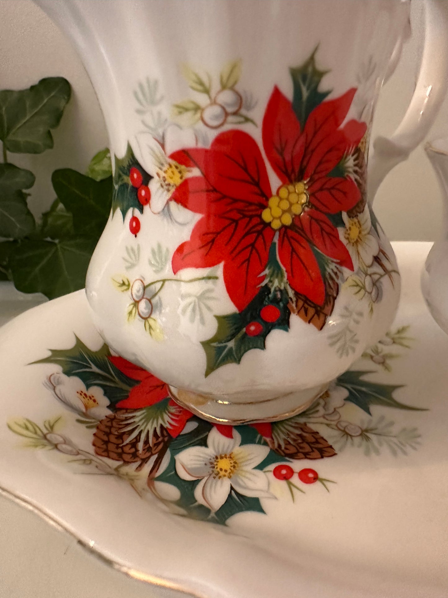 Royal Albert melk en suiker setje kerstthema