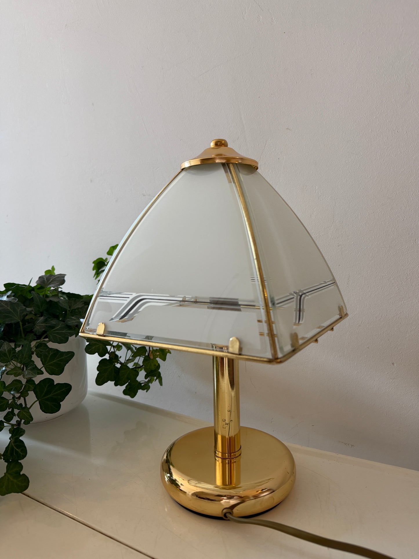 Hollywood Regency Piramide tafellamp