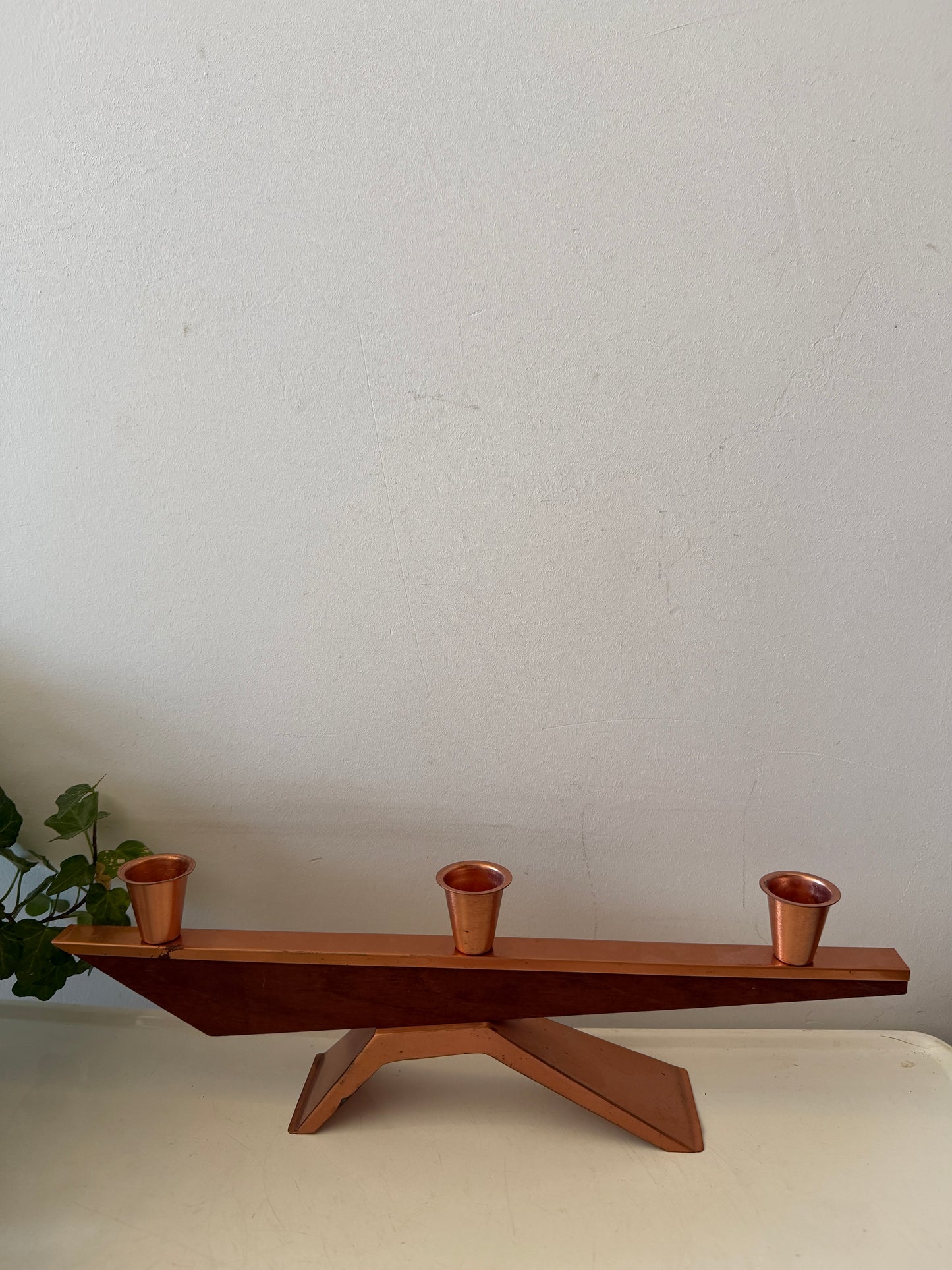 Mid Century teak houten kandelaar