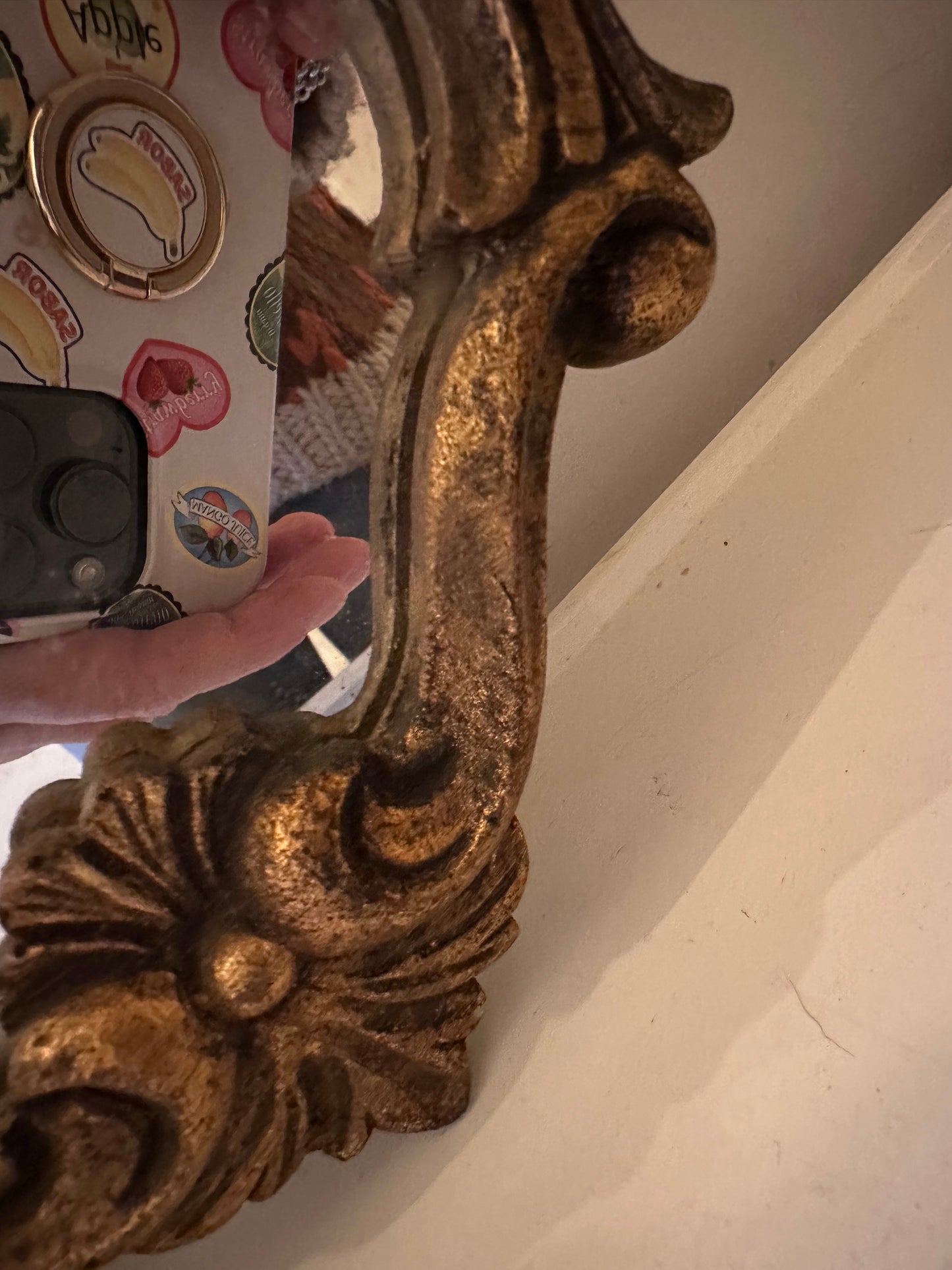 Wandspiegel met barok lijst