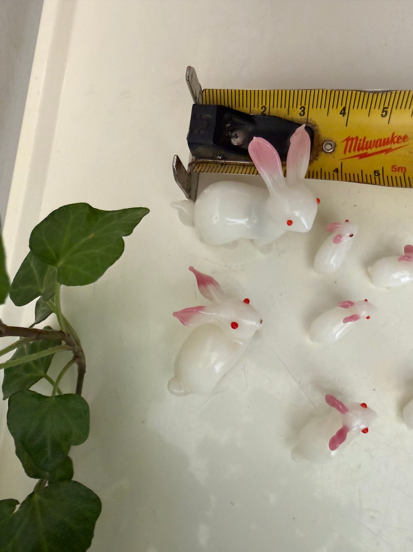 Set van 7 miniatuurtjes Murano glazen konijntjes