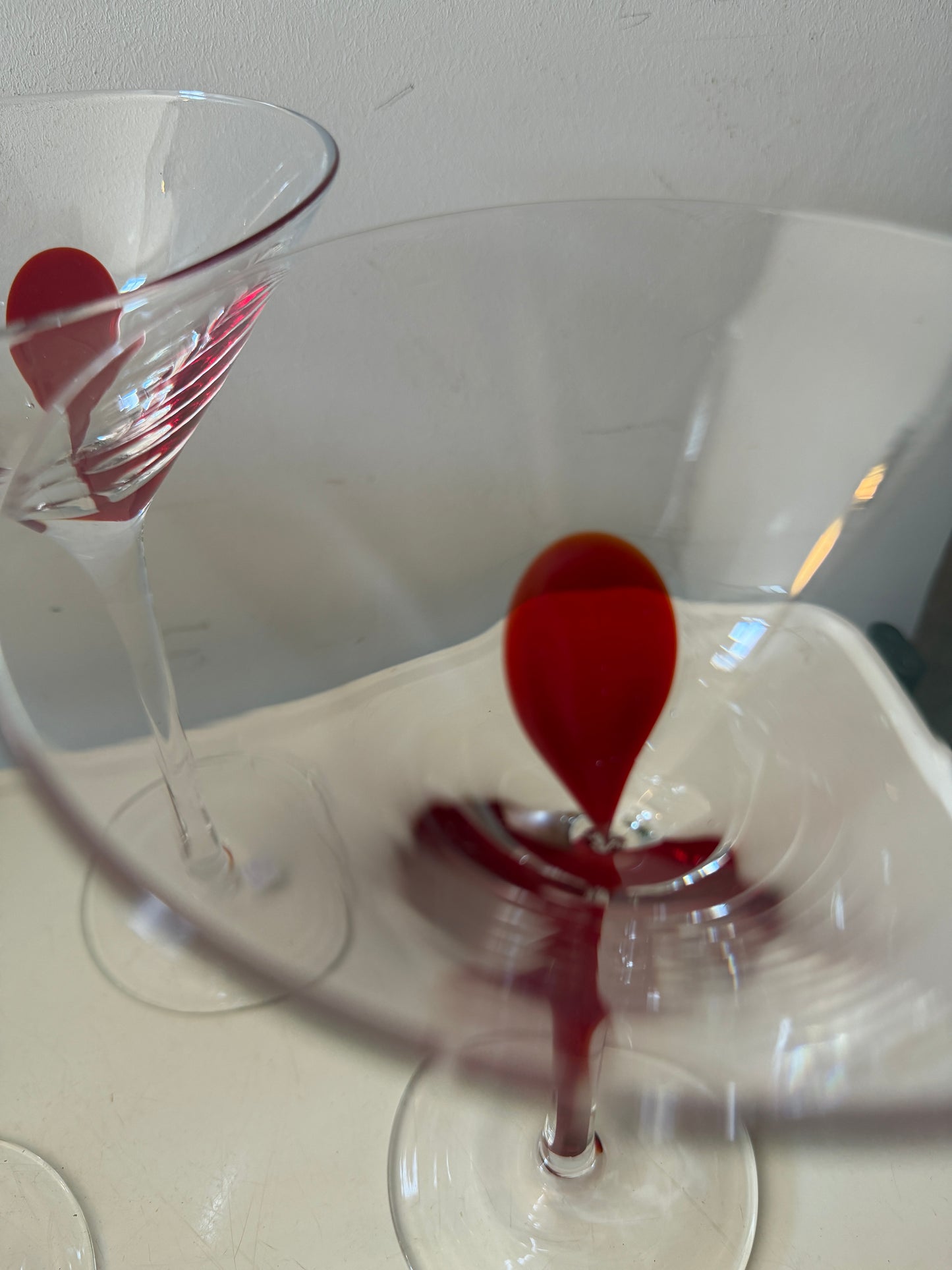 Pier 1 Imports Swirline Red cocktail glazen