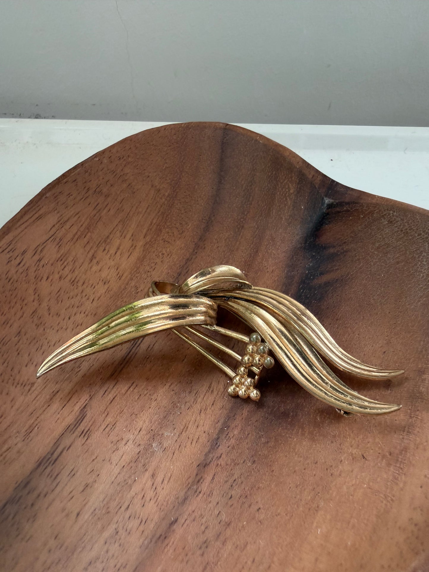 Vintage goudkleurige broche