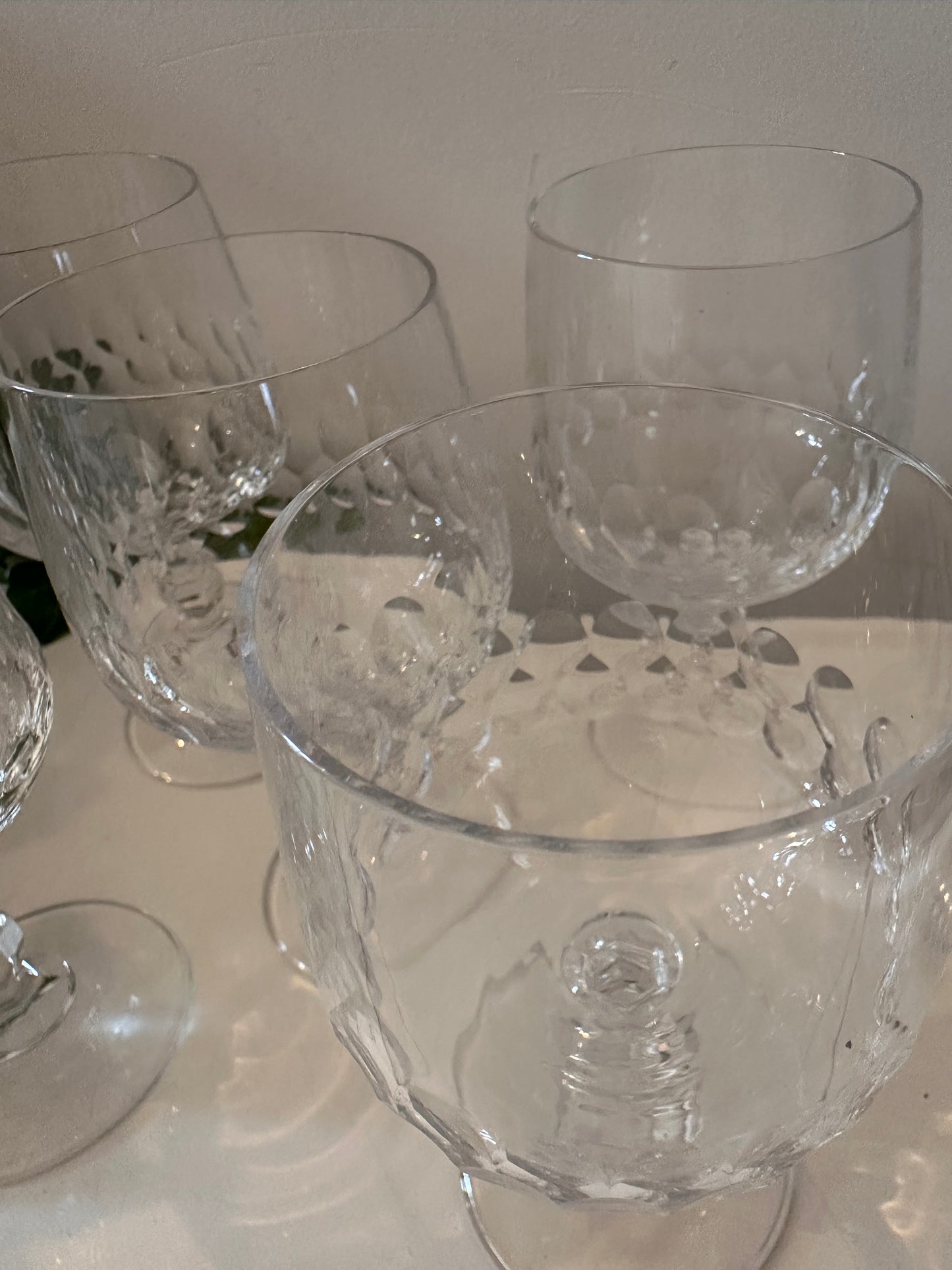 Set van 5 kristallen wijnglazen