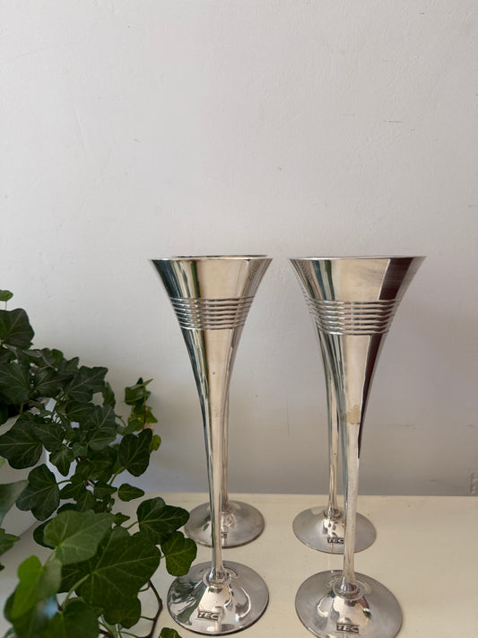 Set van 4 verzilverde champagne flutes