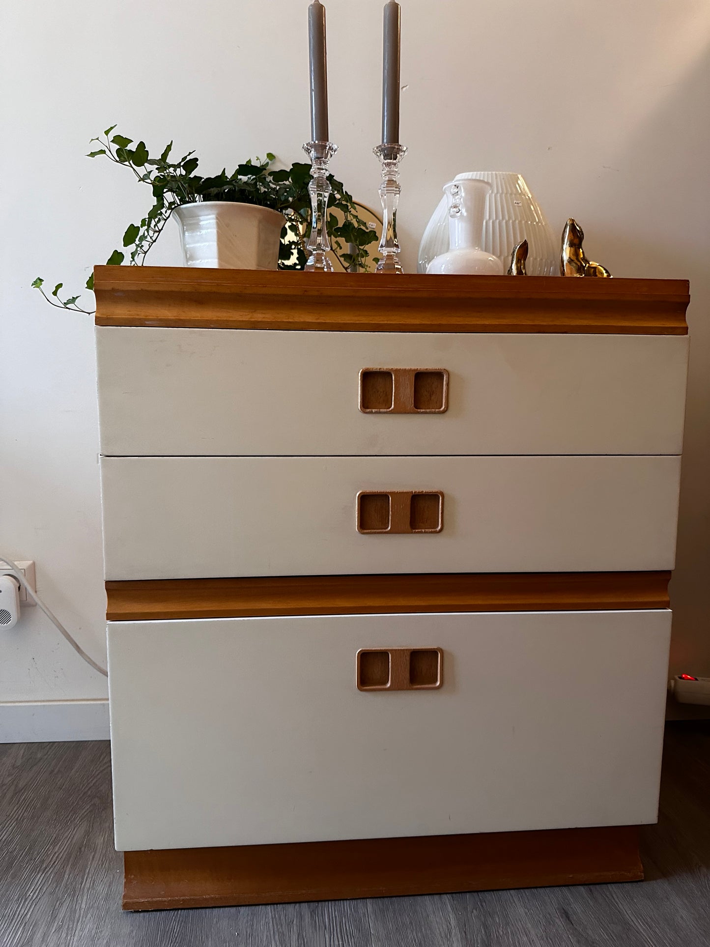 Deens design ladekastje