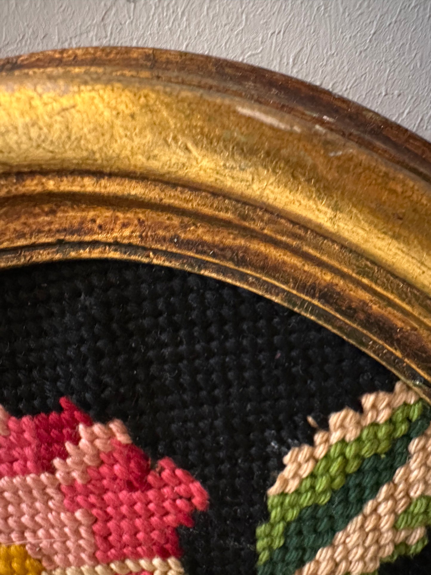 Ovaal lijstje met borduurwerkje