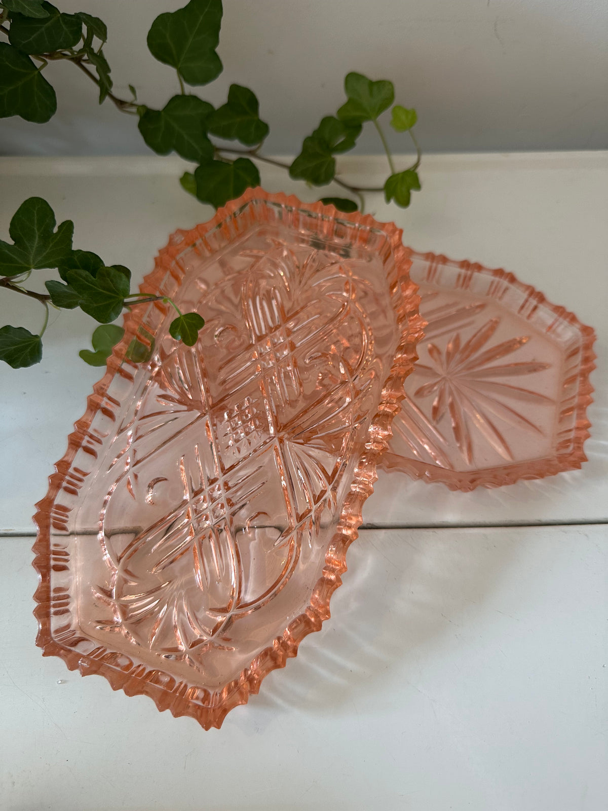Art Deco schaaltje roze oranje persglas