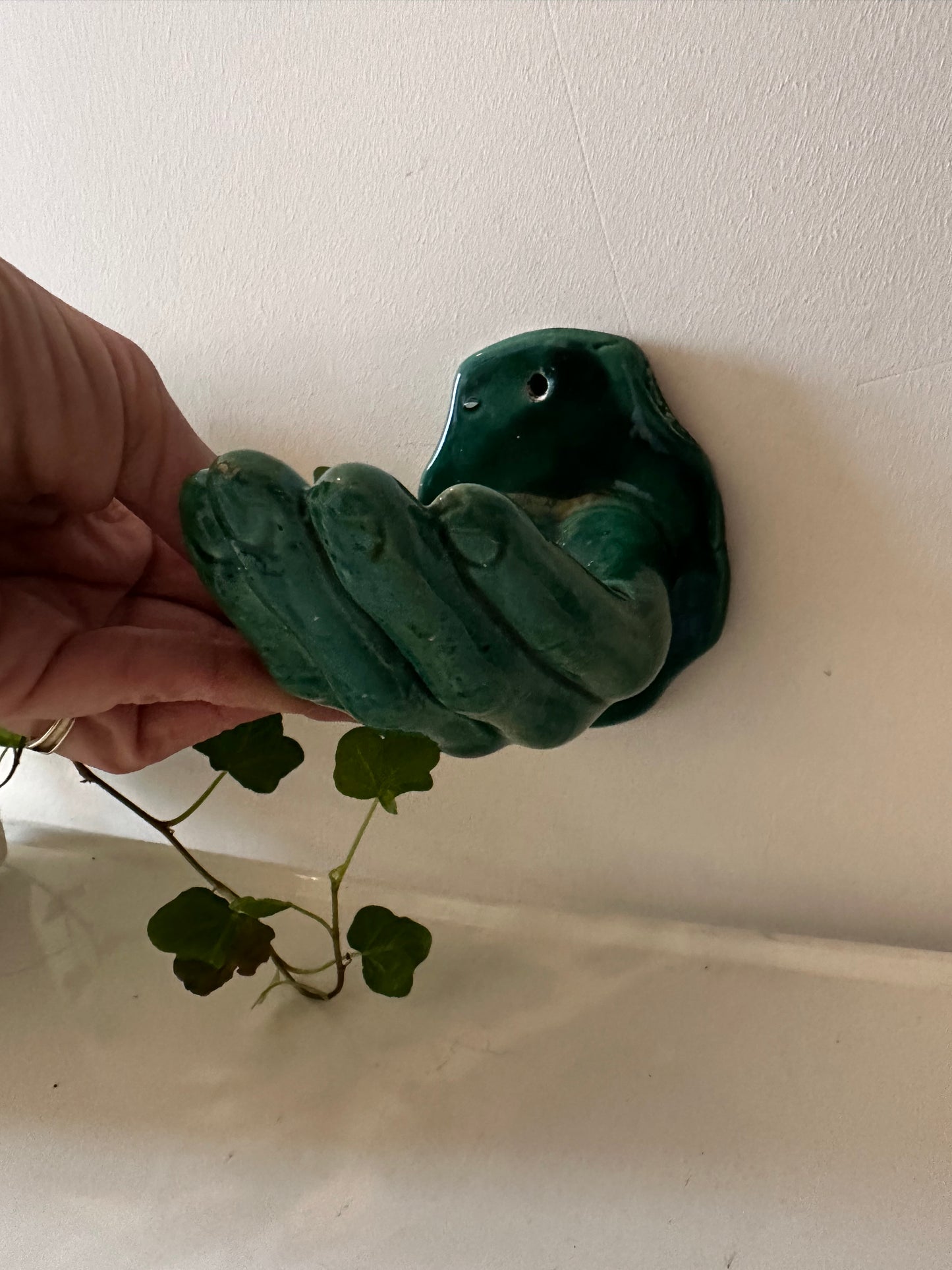 Keramieken vintage wandbakje