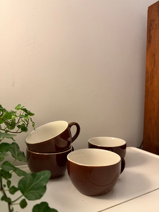 Set van 4 jaren 70 koffiekopjes