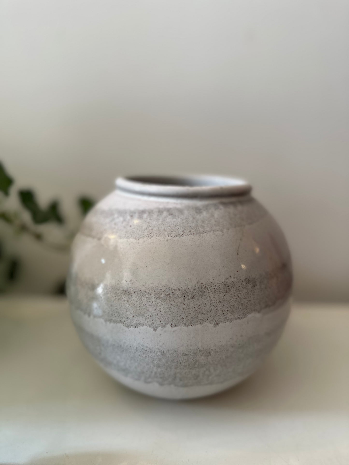 West Germany vaas grijstinten