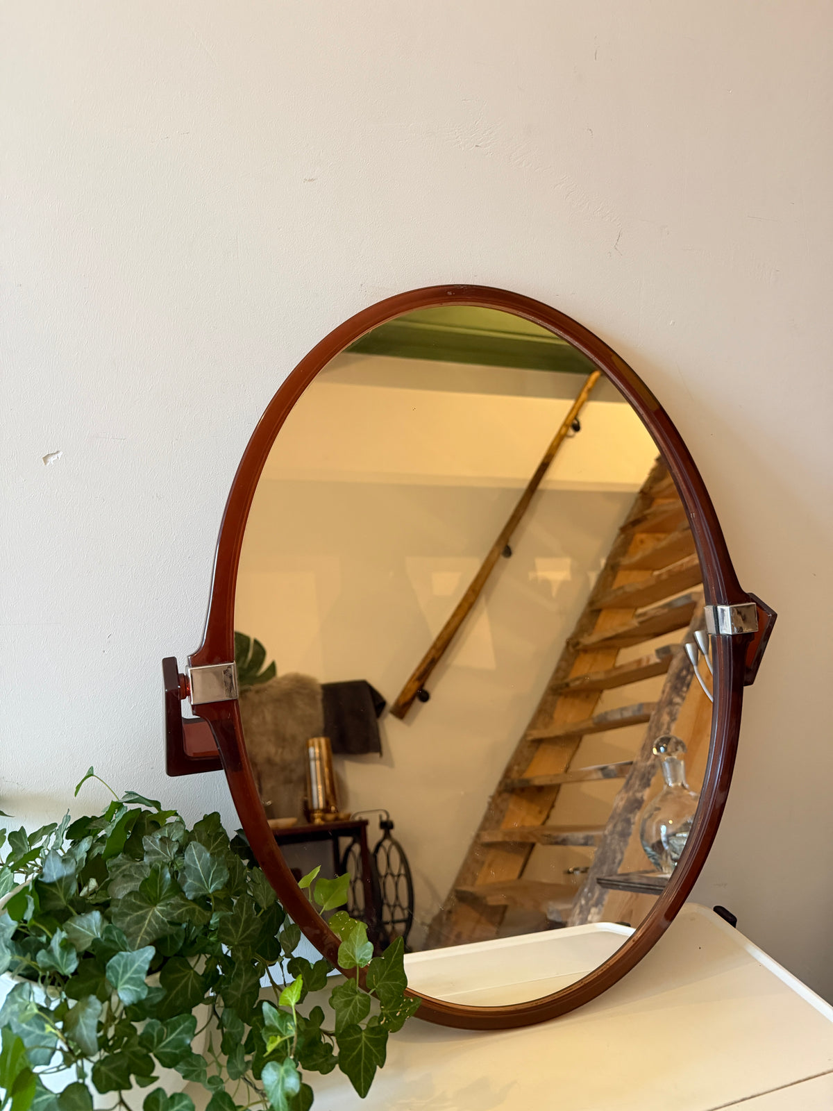 Mid Century Ovale Spiegel