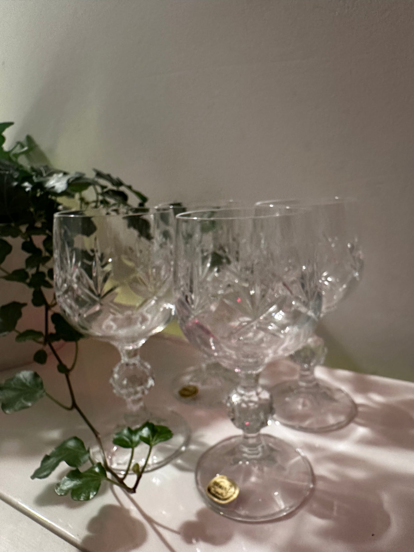 4 kristallen wijnglazen