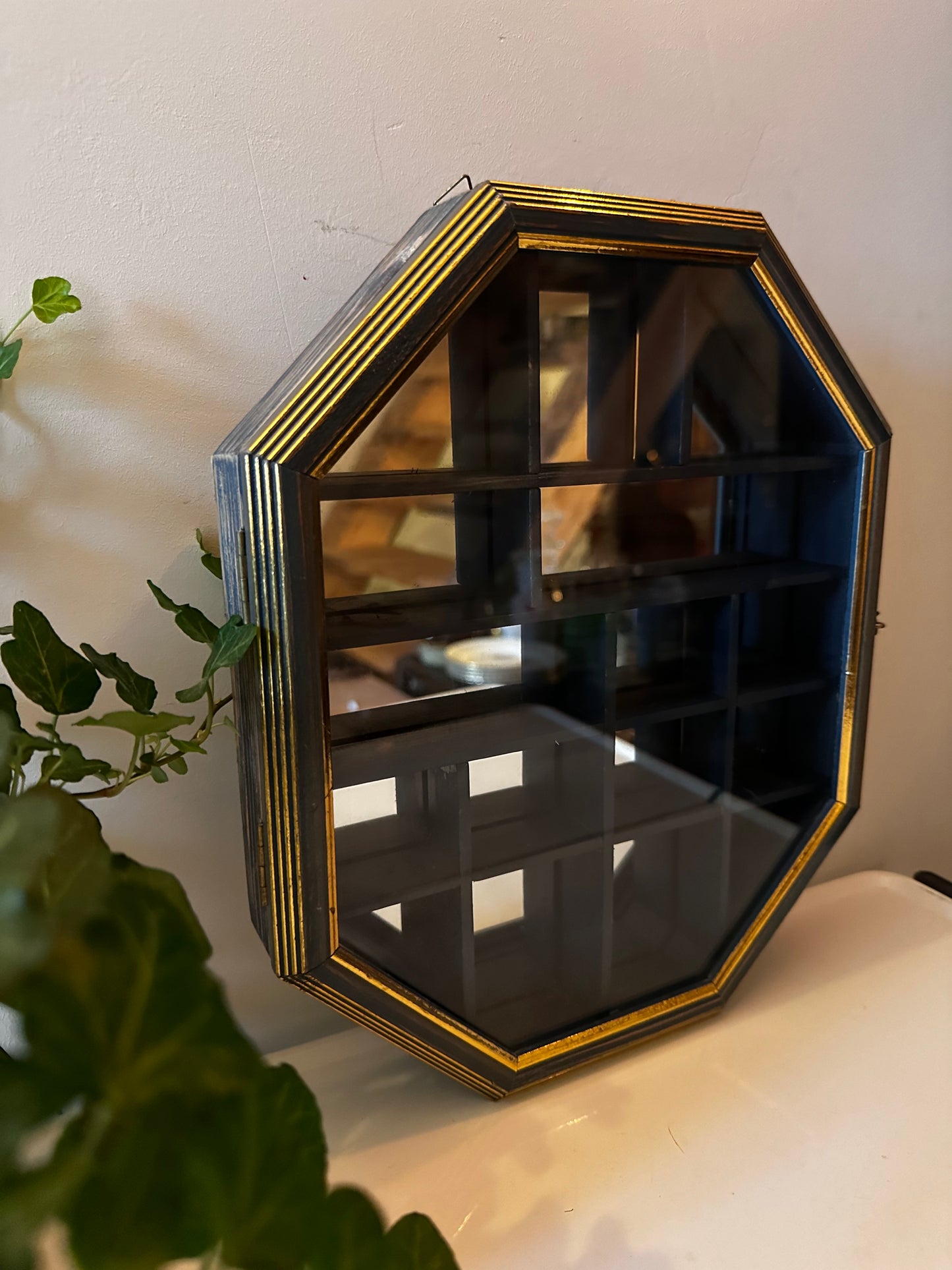 Vitrine kastje glas met spiegelglas