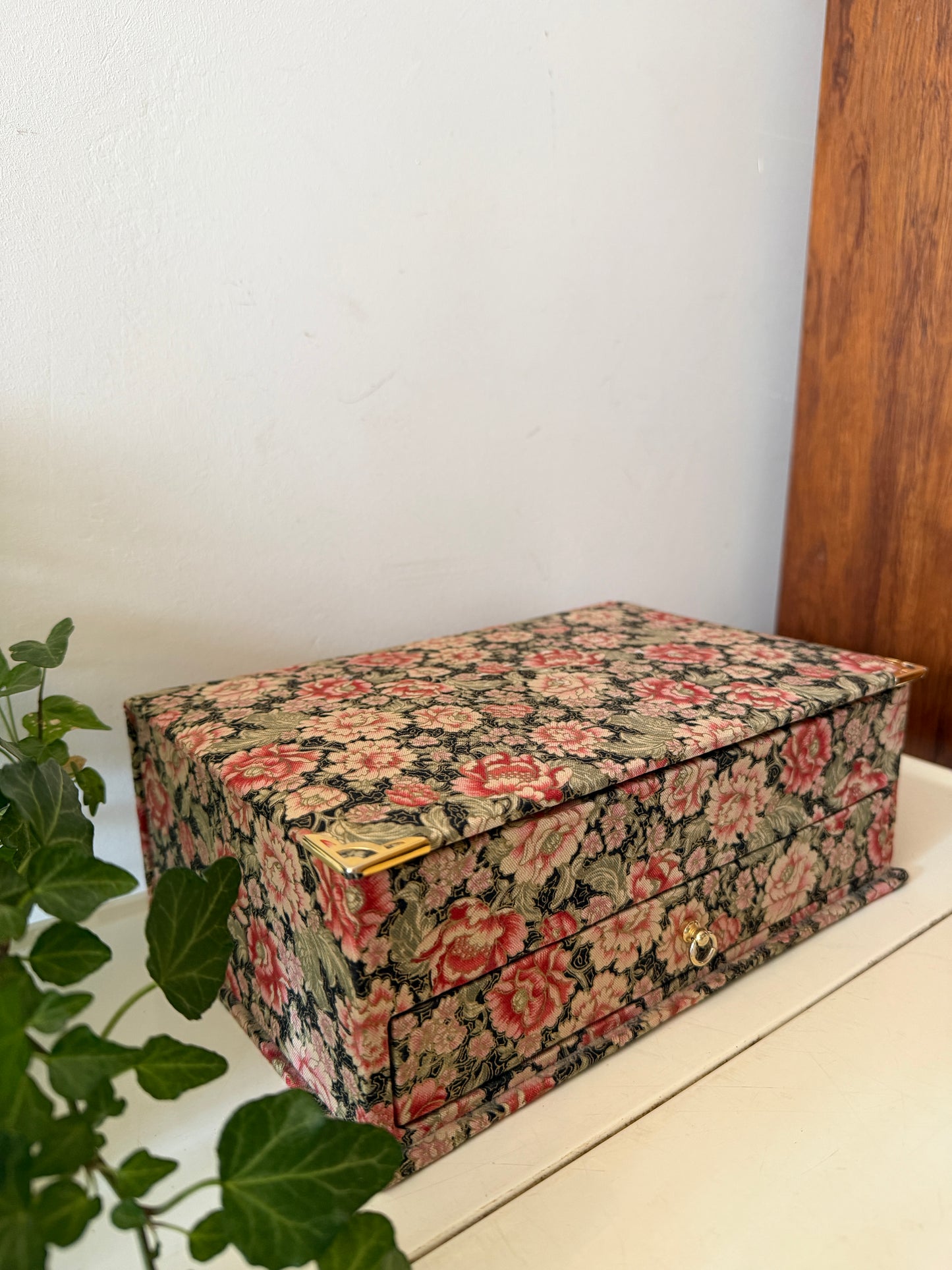 Sieradendoos met bloemenprint