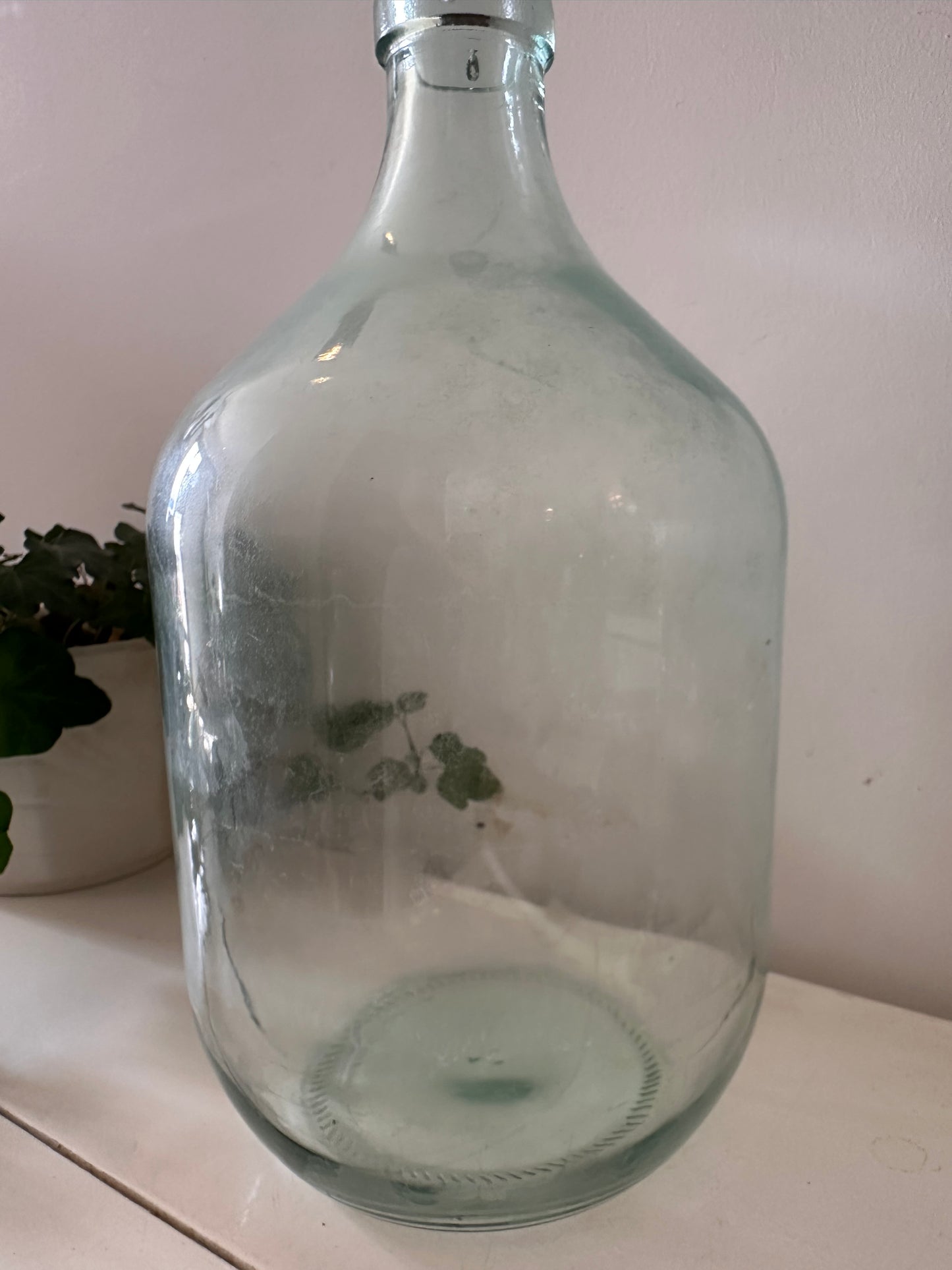 Groene flesvaas met kurk