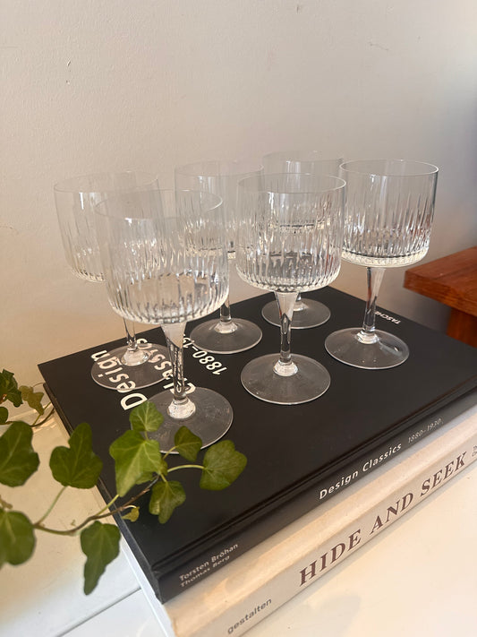 Set van 6 kristallen wijnglazen