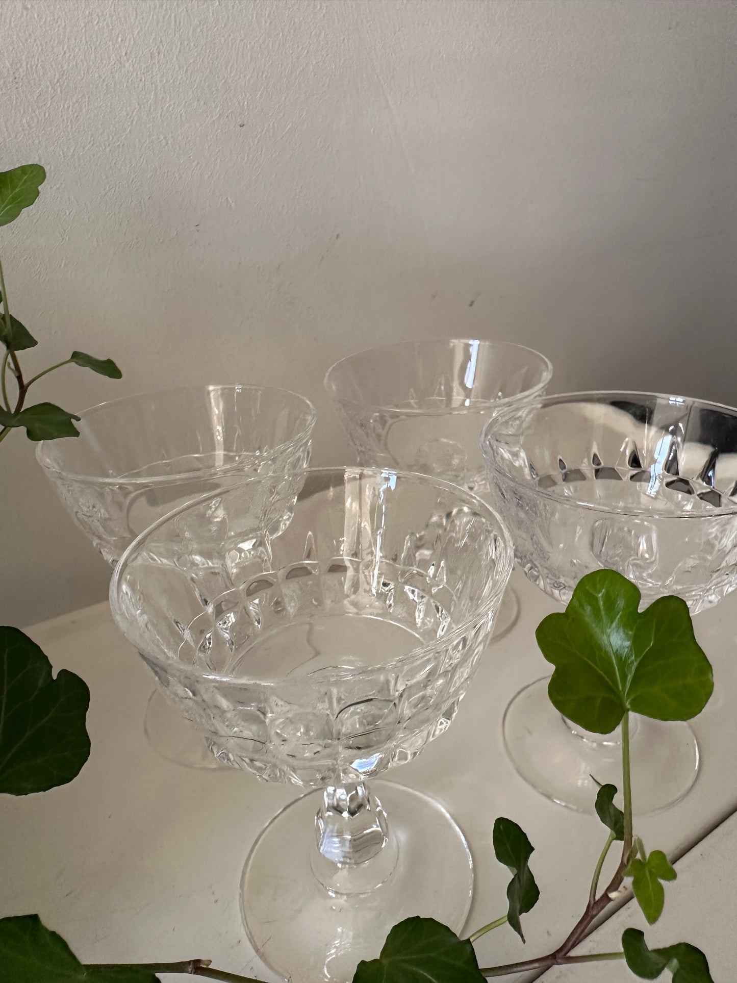 Set van 4 vintage likeurglaasjes