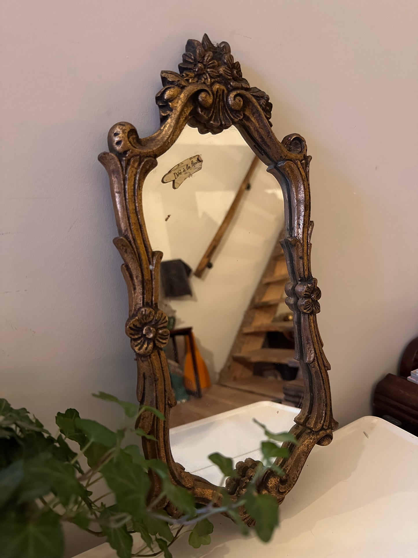 Wandspiegel met barok lijst