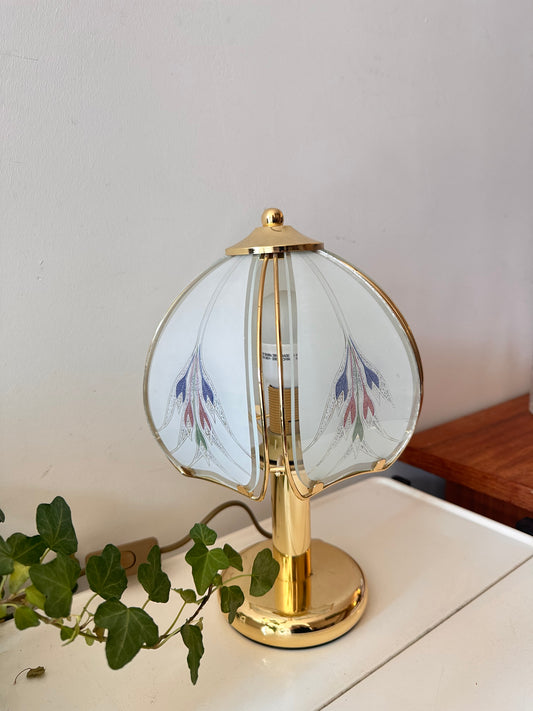 Tafellamp met glas en messing look