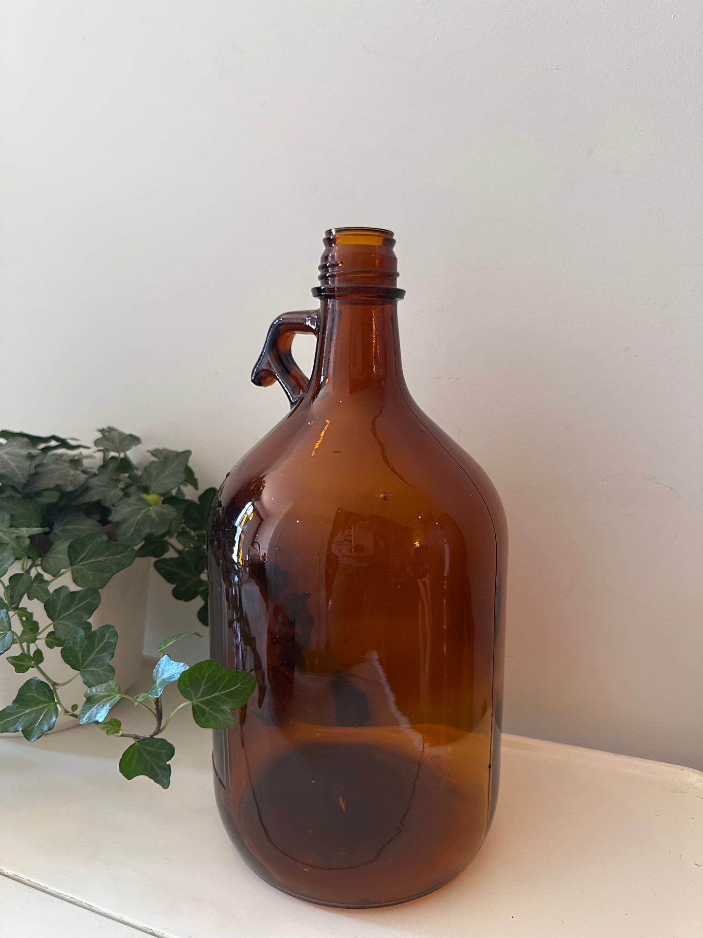 Amberkleurige flesvaas