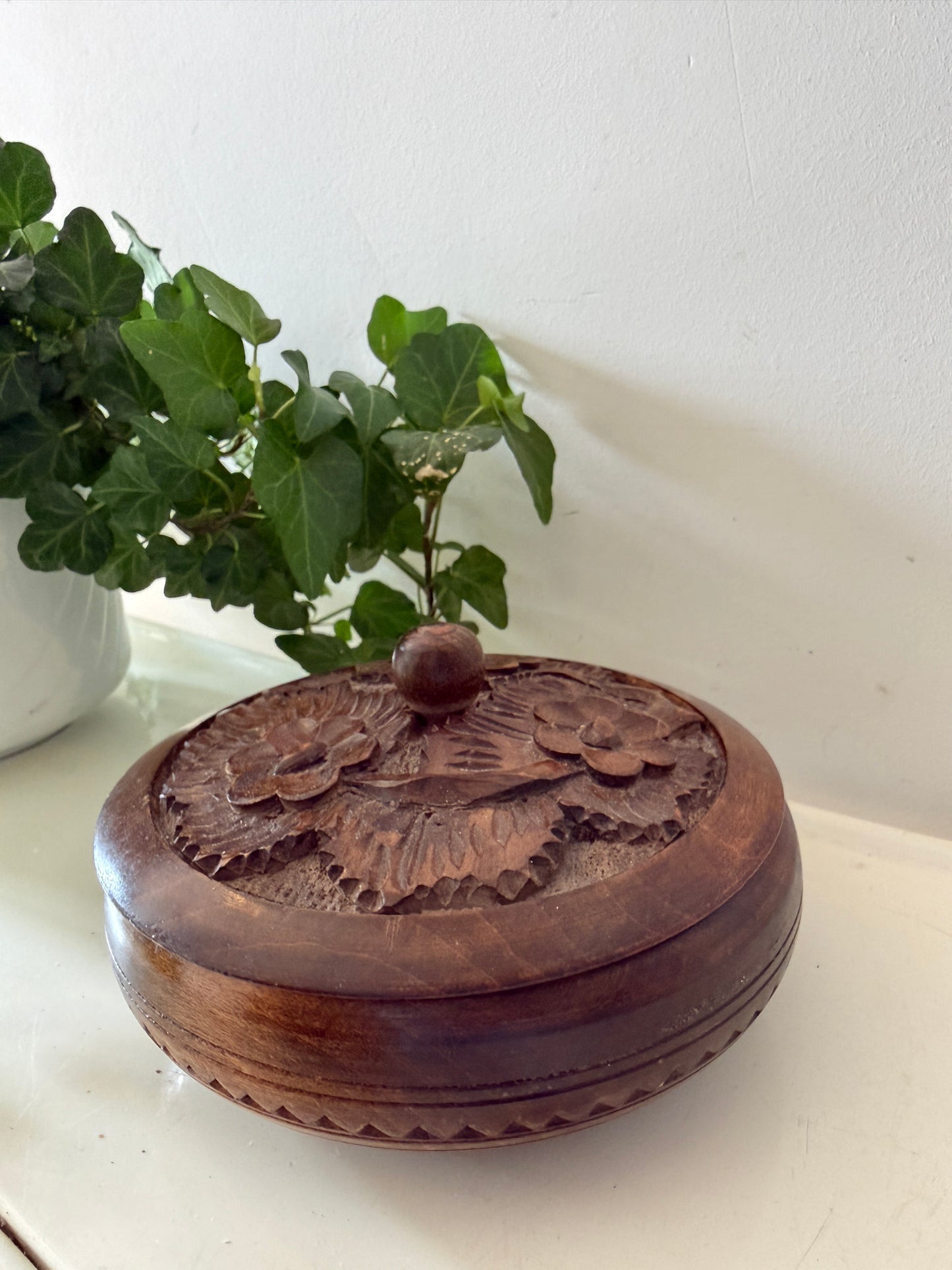Houten vintage bewaardoosje rond