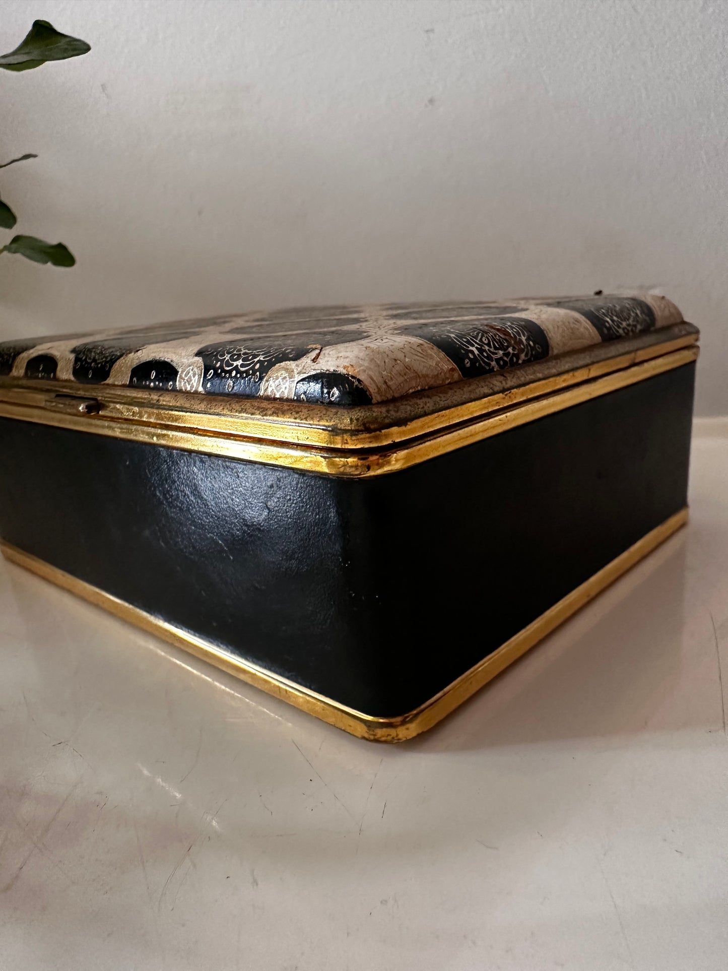 Vintage art deco stijl bewaardoosje