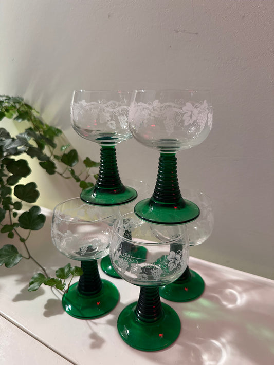 Roemer Moezel glazen met gravure