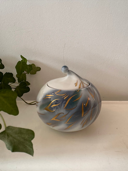 Porseleinen bewaardoosje