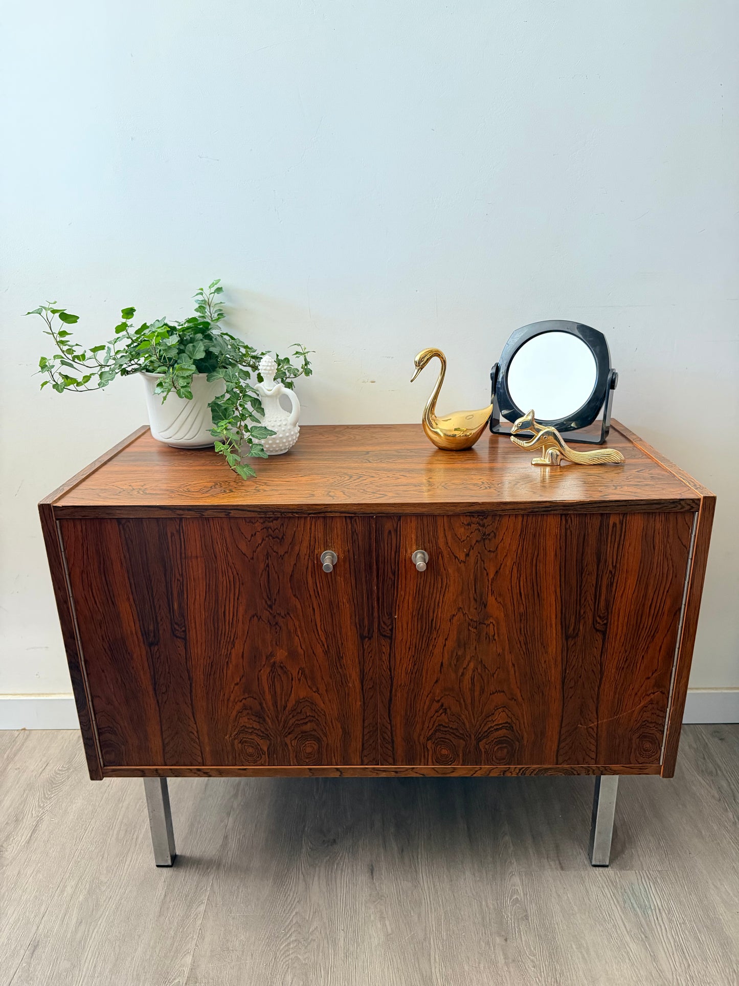 Palissander fineer kastje jaren 60