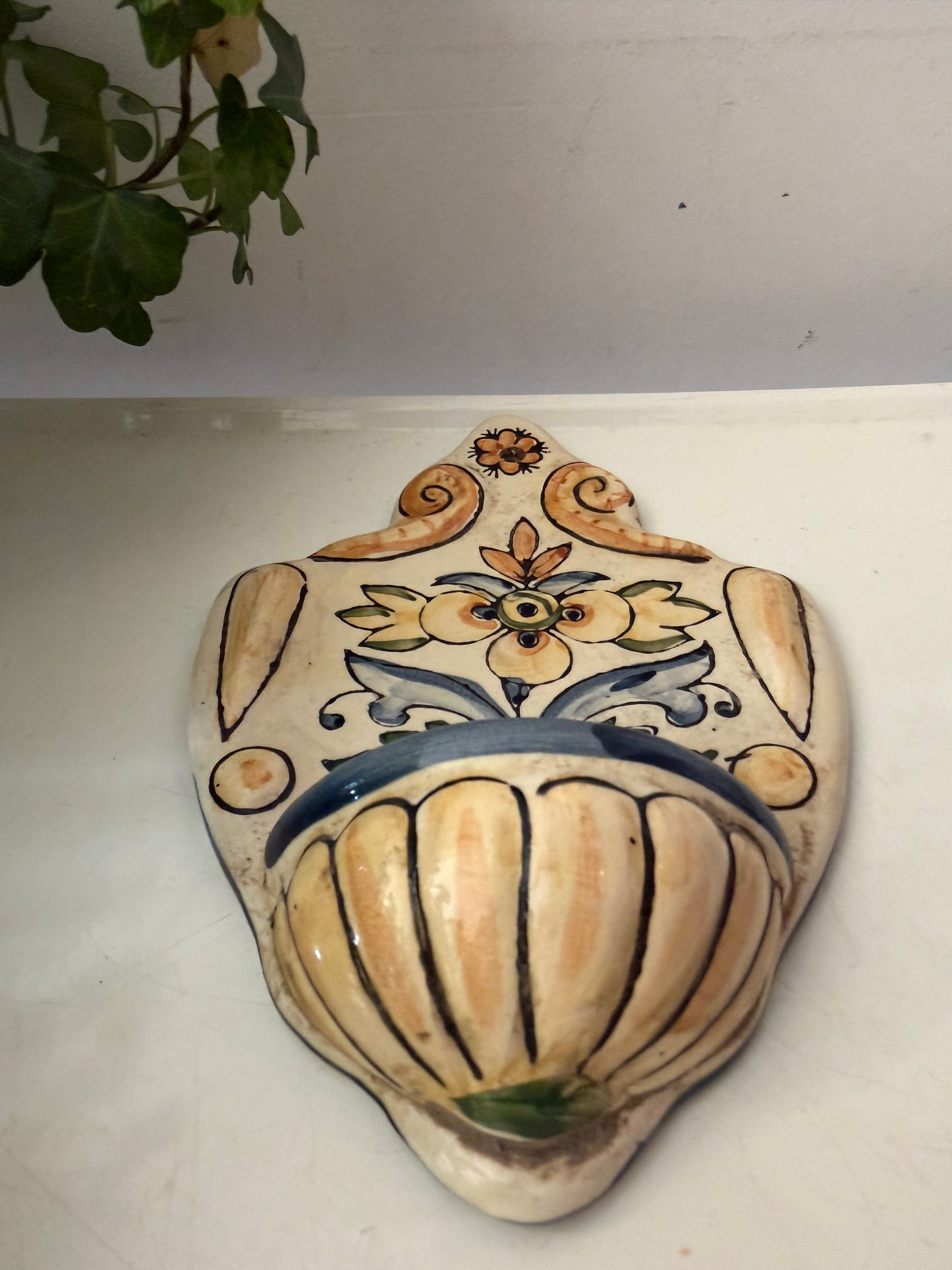Keramisch wandbakje