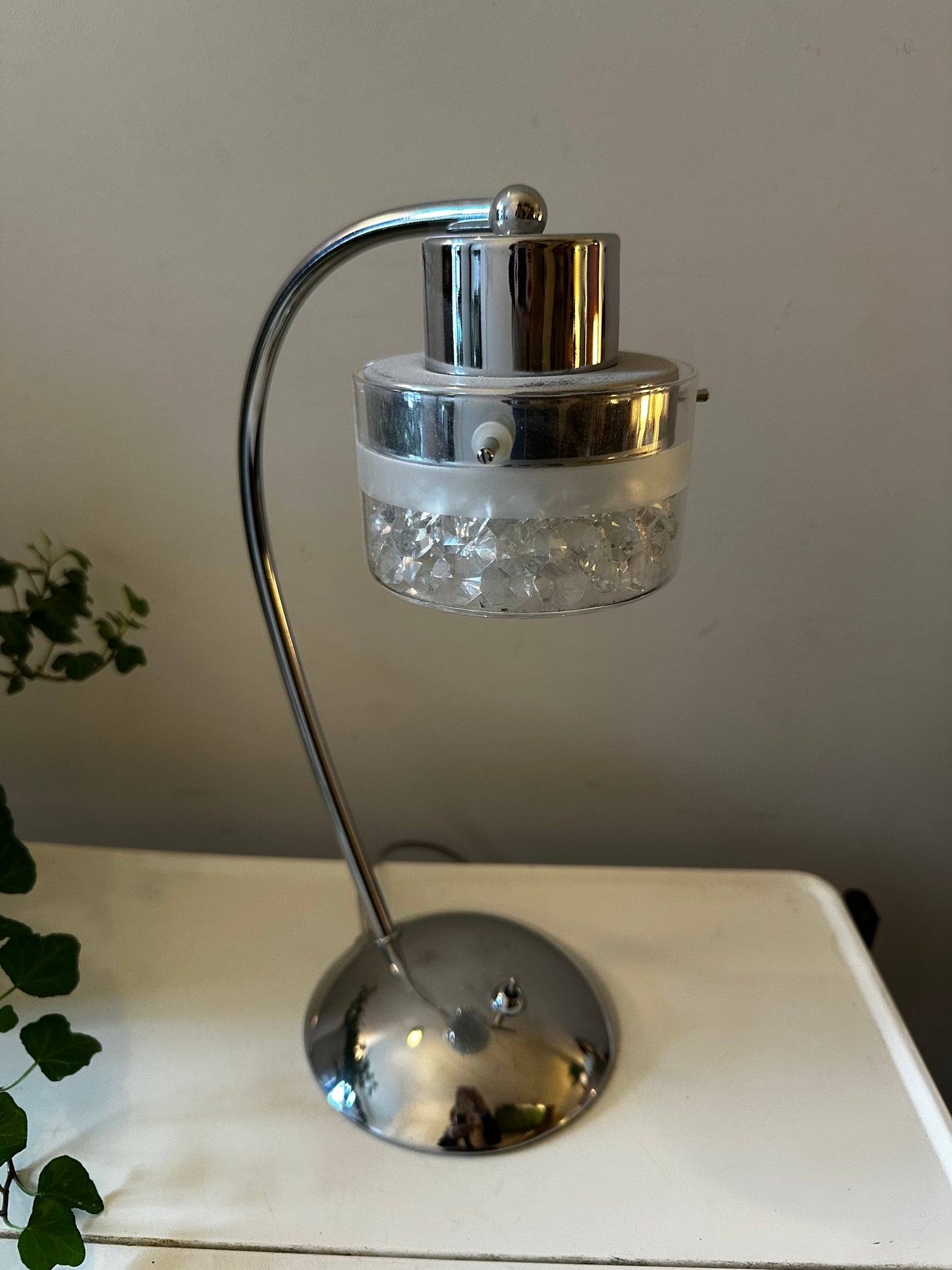 Zilverkleurig tafellamp Jaren 80